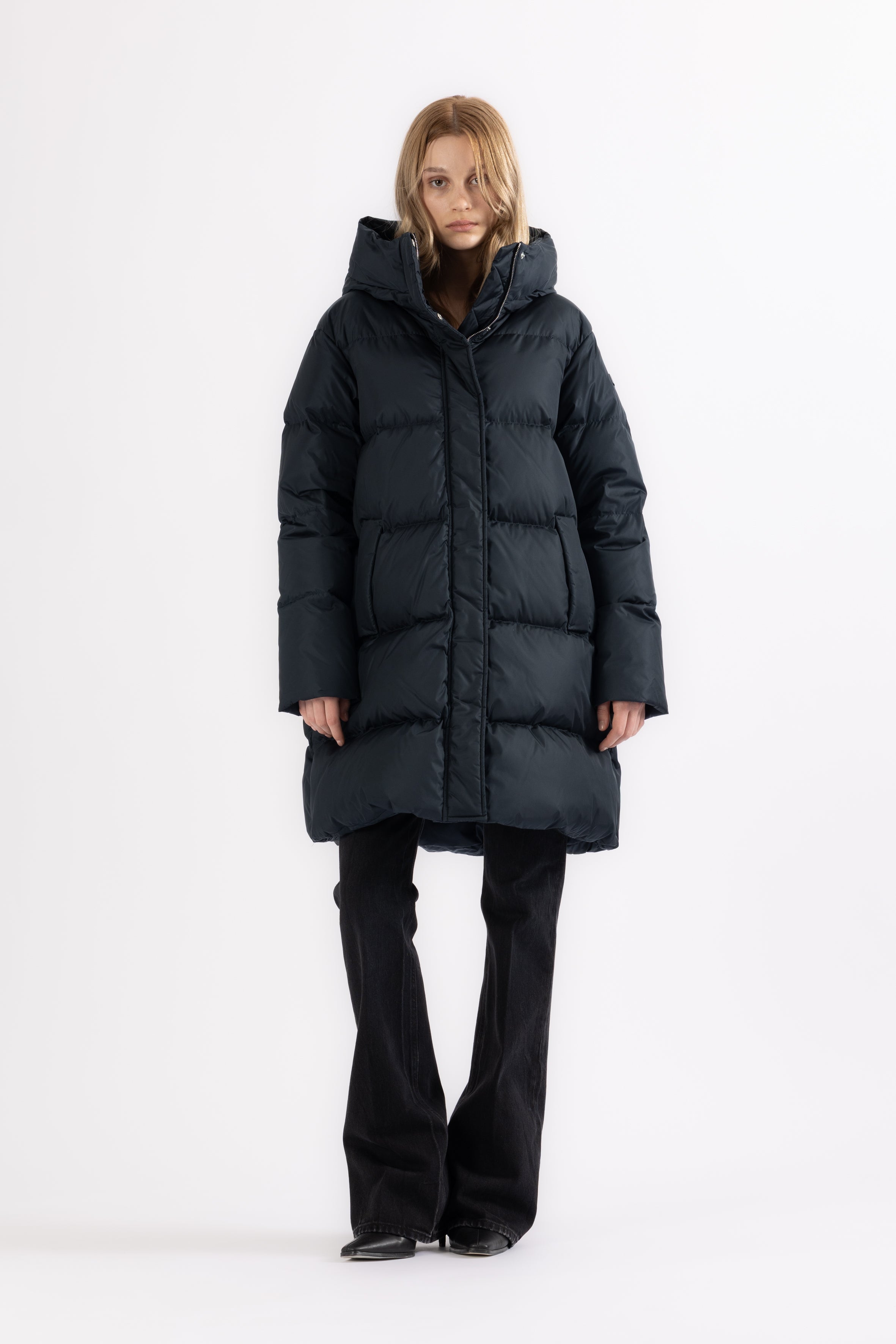 DOWN COAT NEV