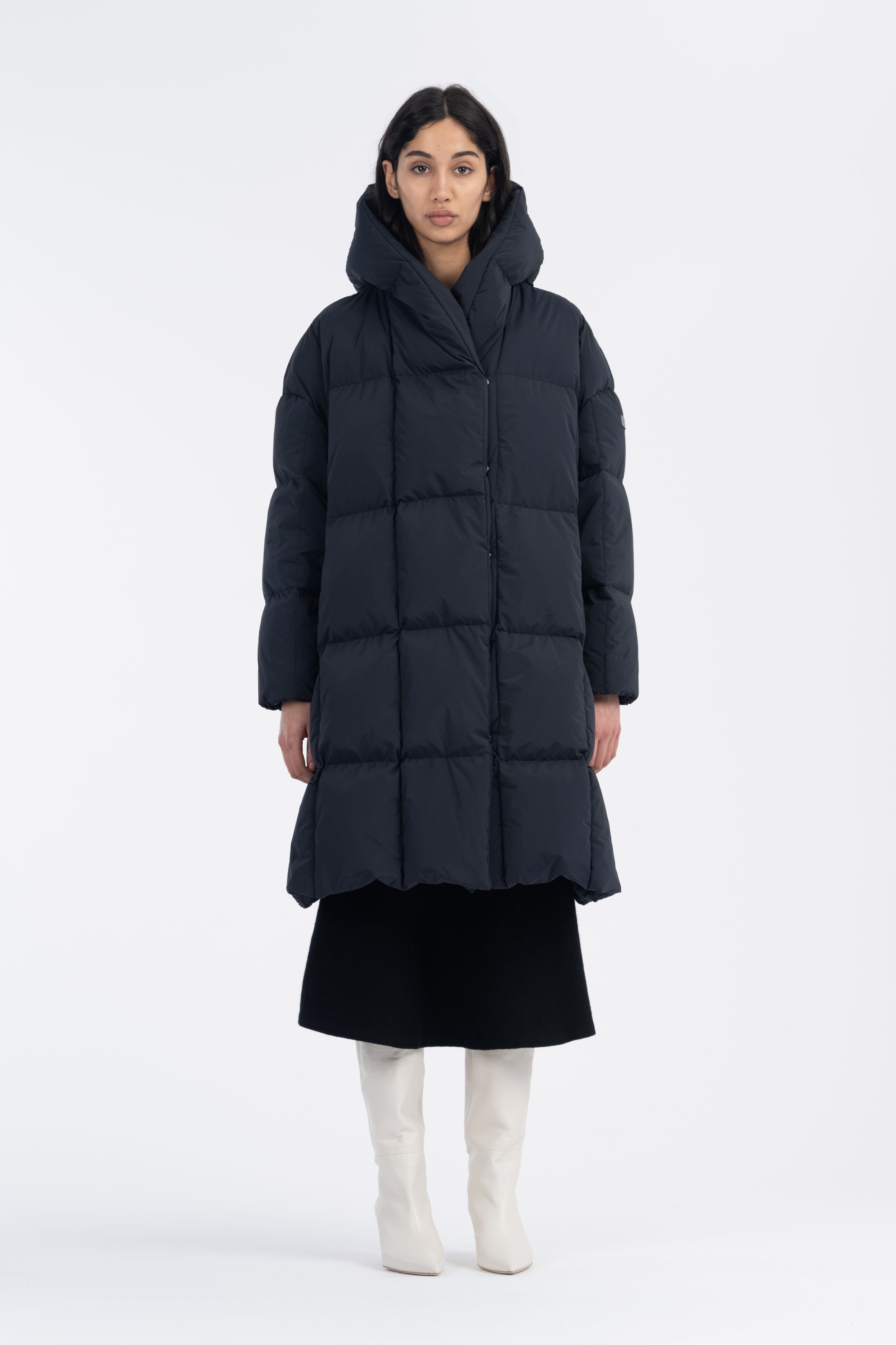 LEMPELIUS wrap down coat in black