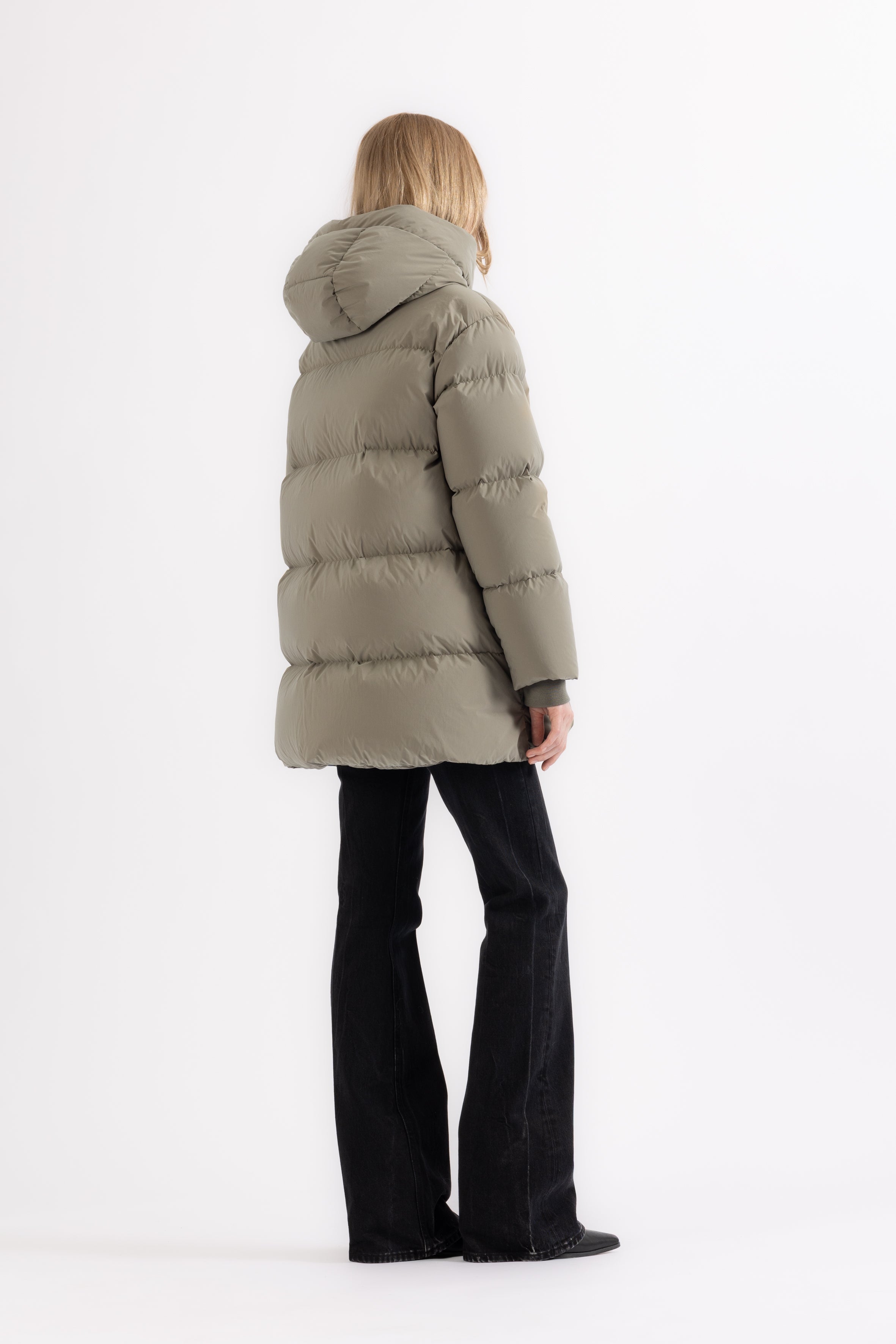 DOWN COAT ANU