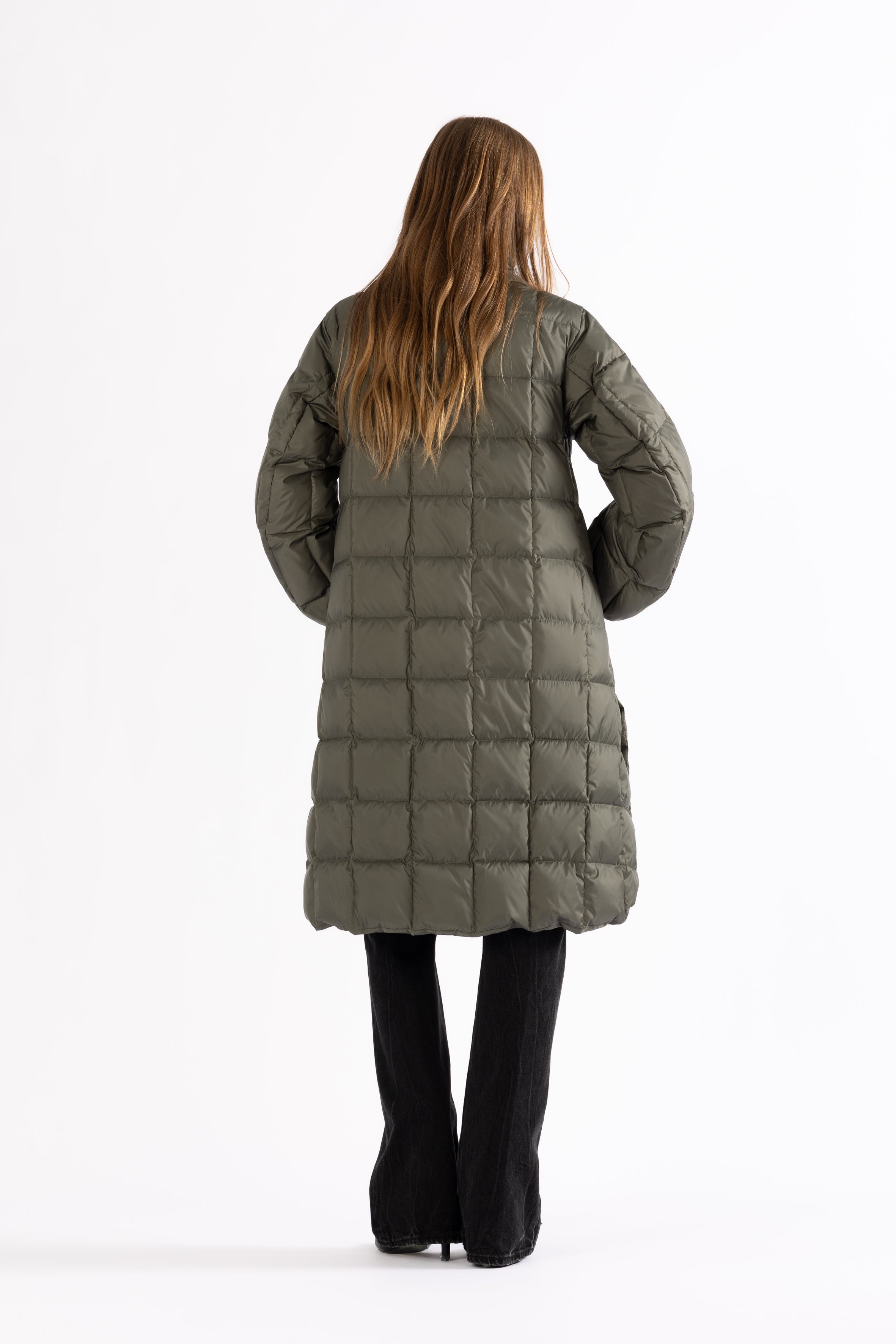 box quilted lightweight down coat jacket LEMPELIUS with cozy cotton cuffs and detachable down scarf in muted green