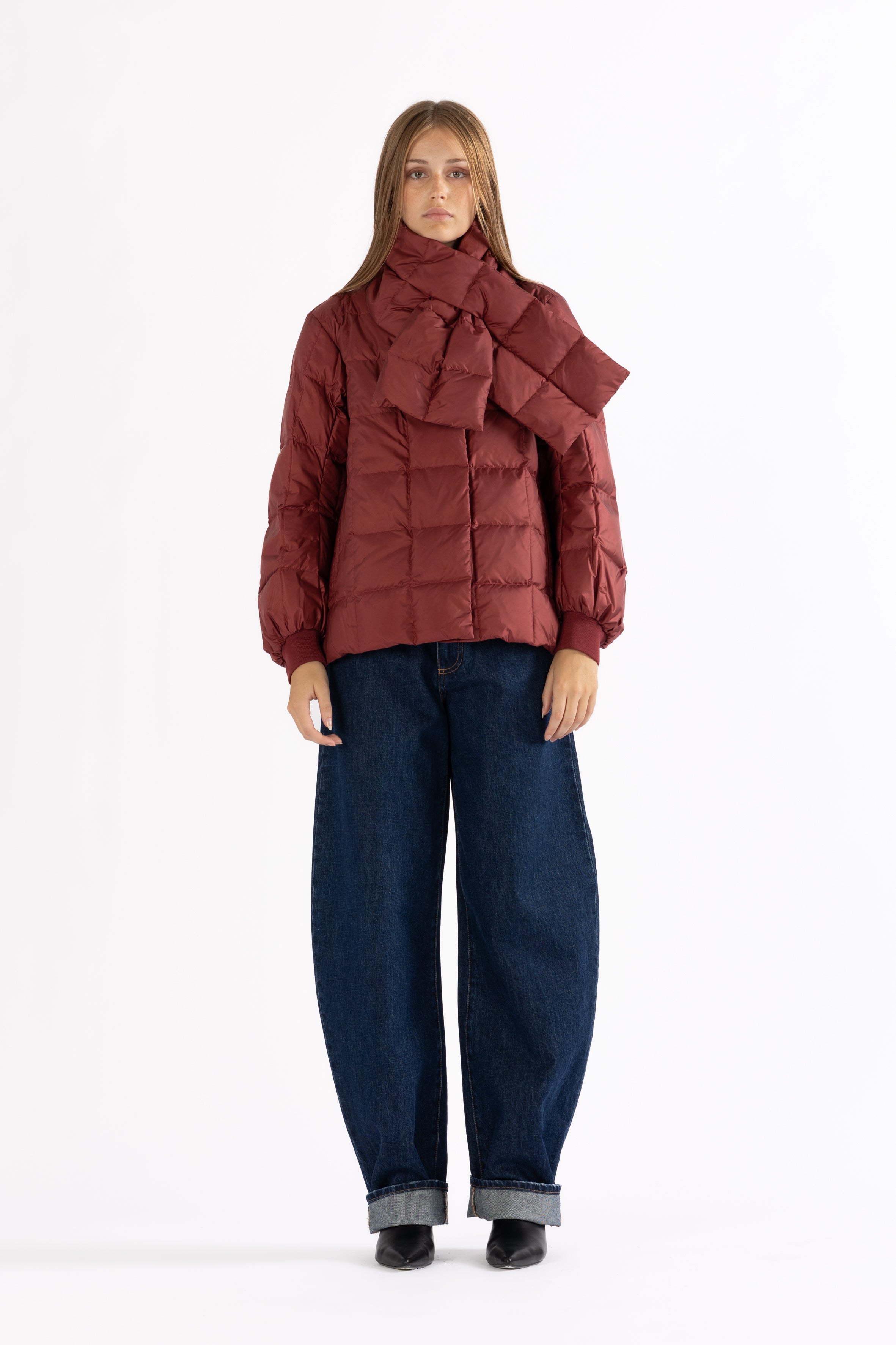 LEMPELIUS quilted lightweight jacket in rosewood with detachable down scarf in red and red cotton cuffs