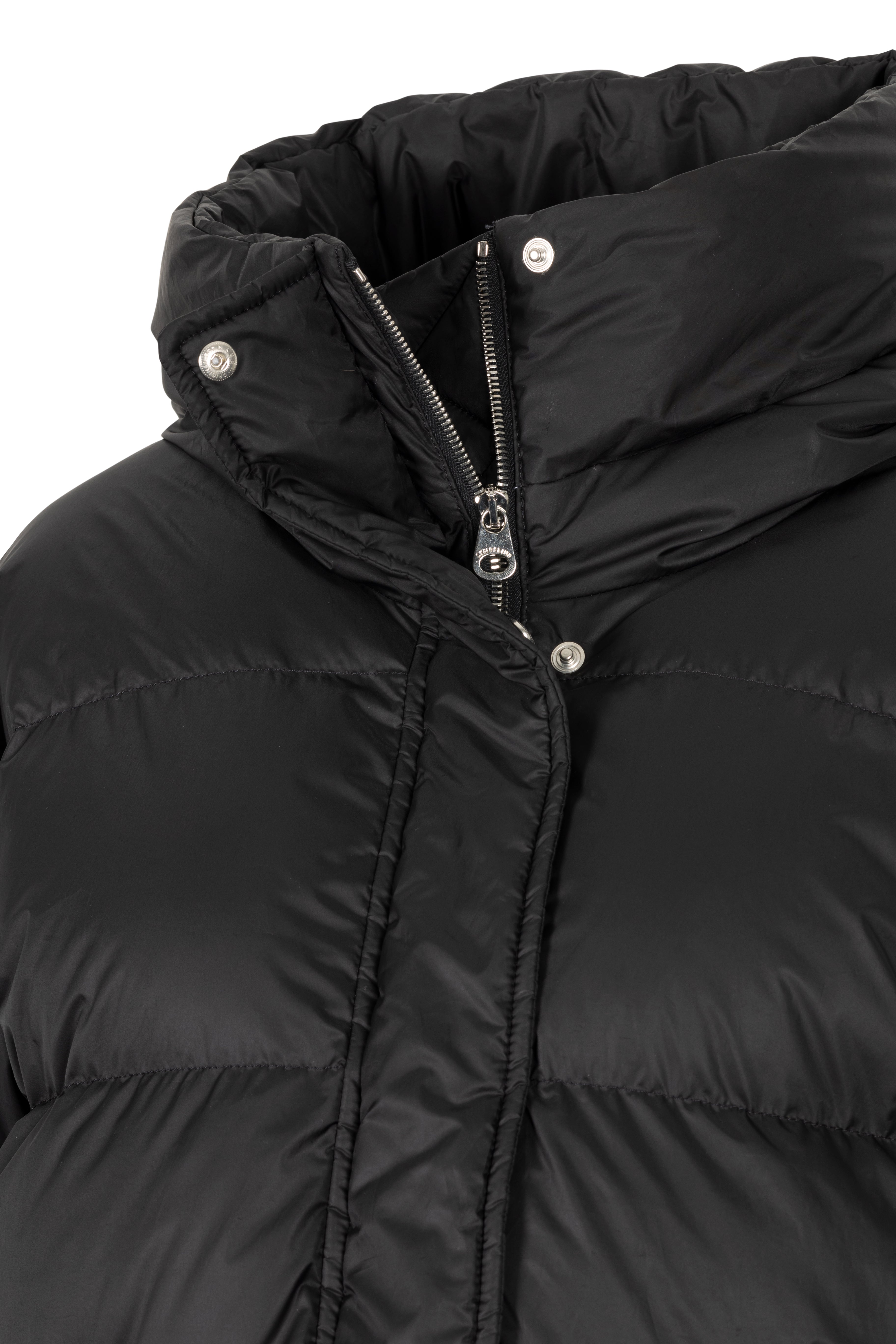 Dropped shoulders Lempelius long downcoat in black