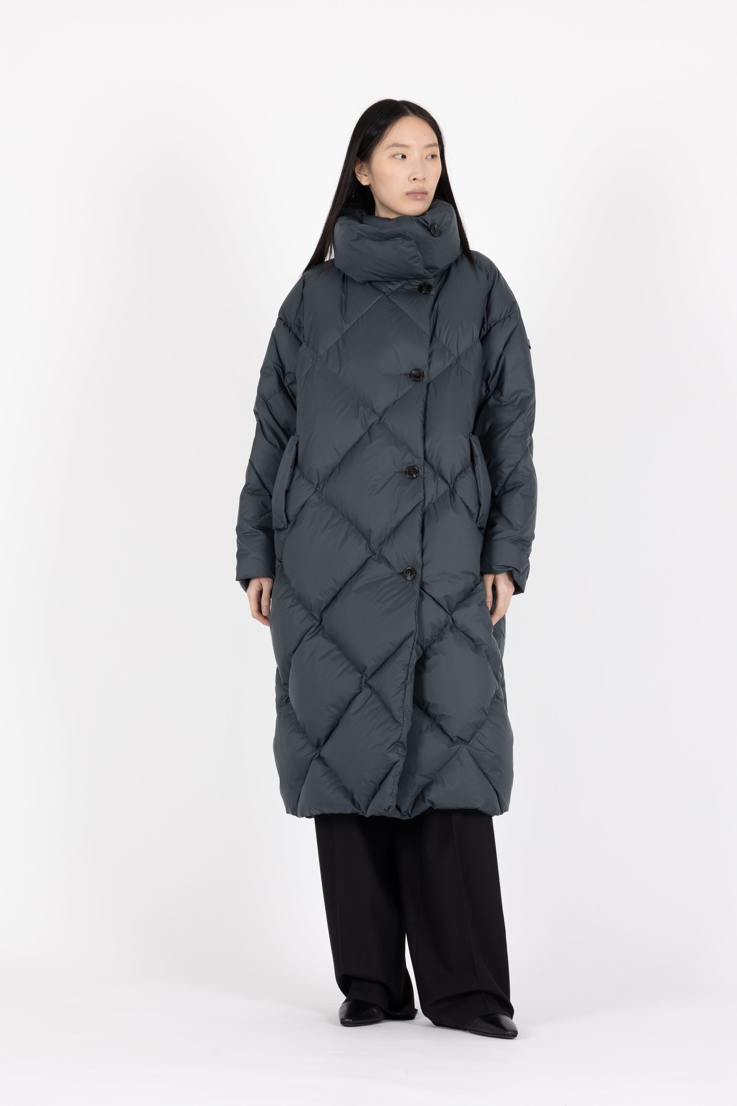 oversized Lempelius diamond quilt down coat in bluegrey