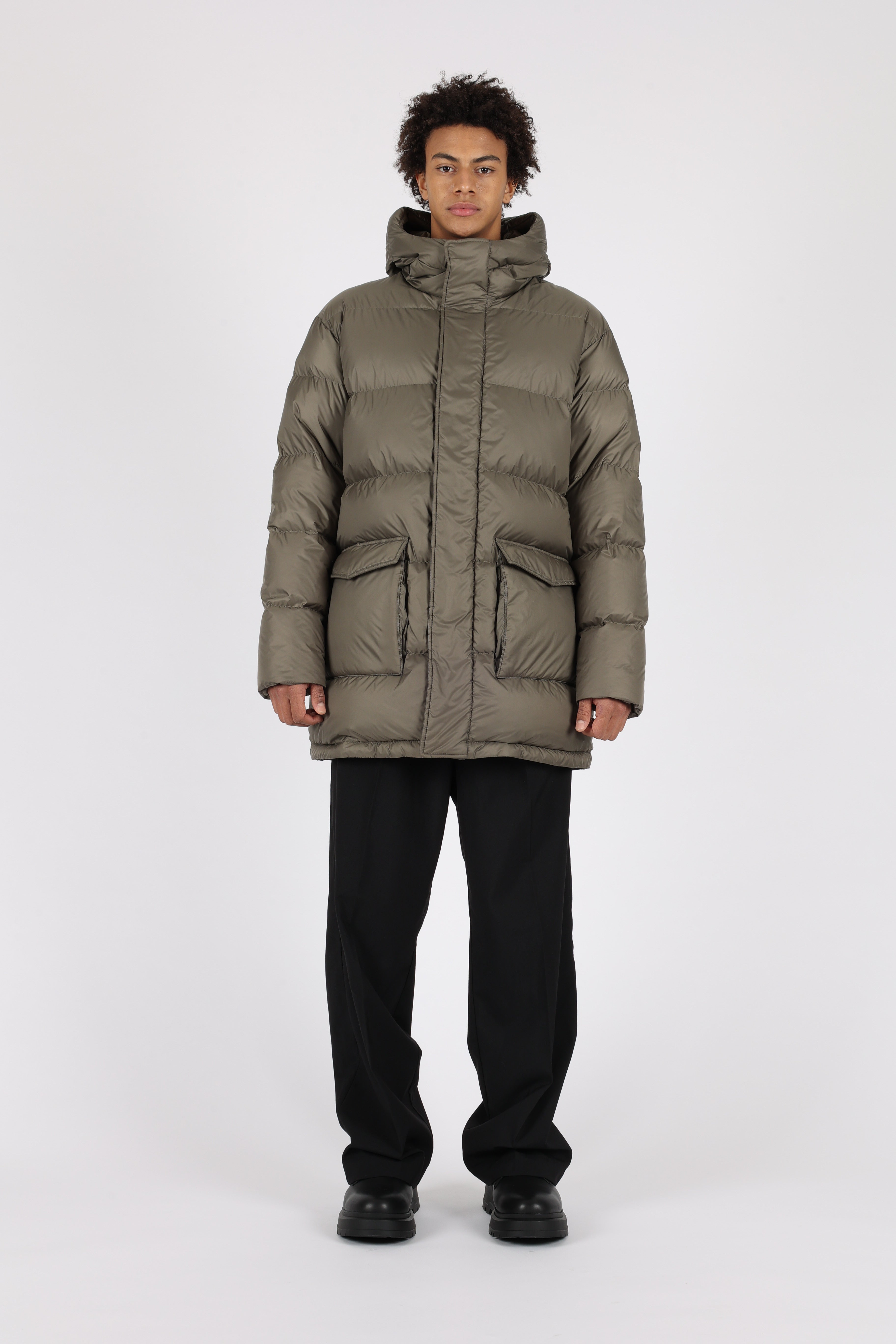 Mens Lempelius Down coat with Patchpockets in olive