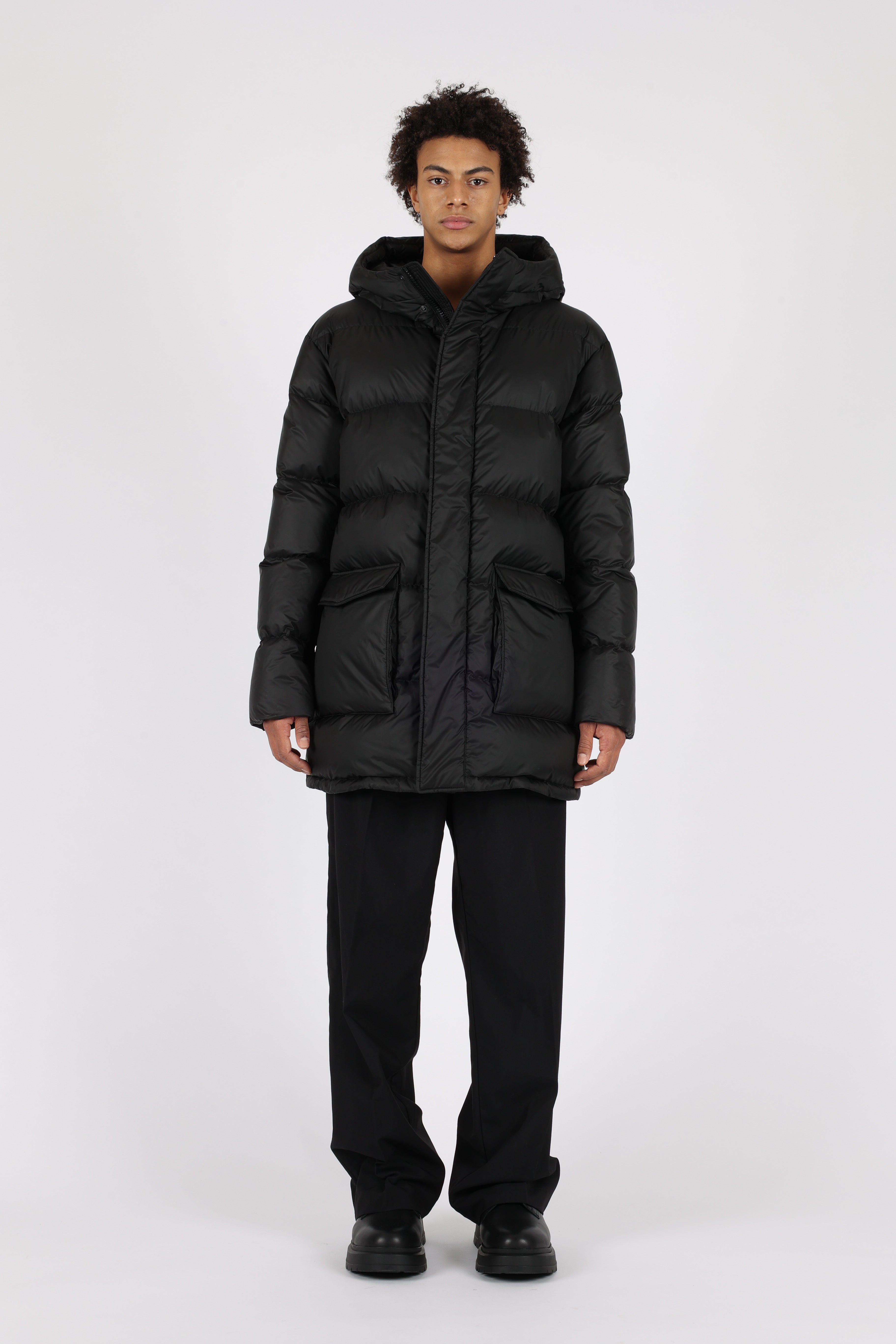 Mens Lempelius Down coat with Patchpockets in black