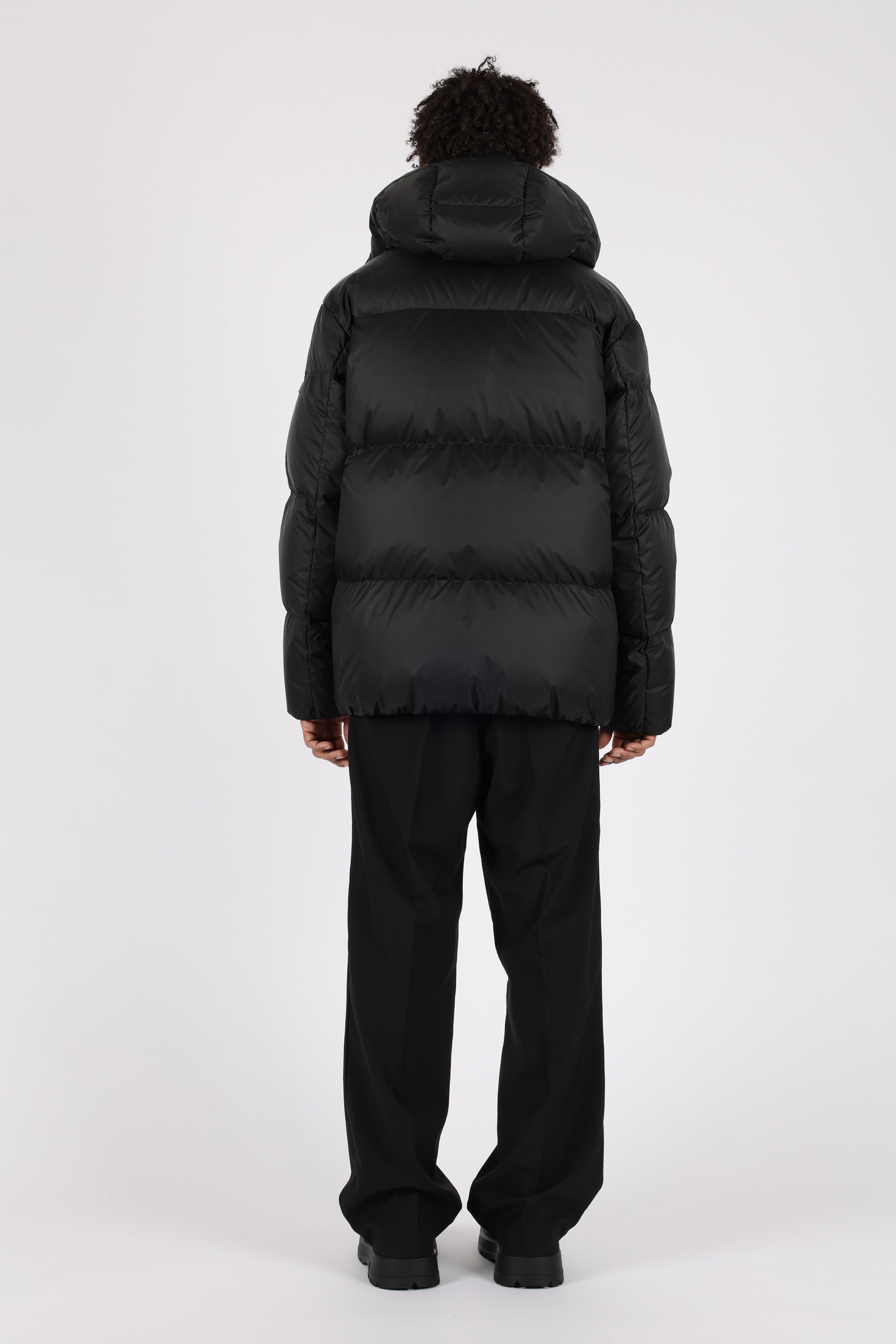 Mens Down puffer in black