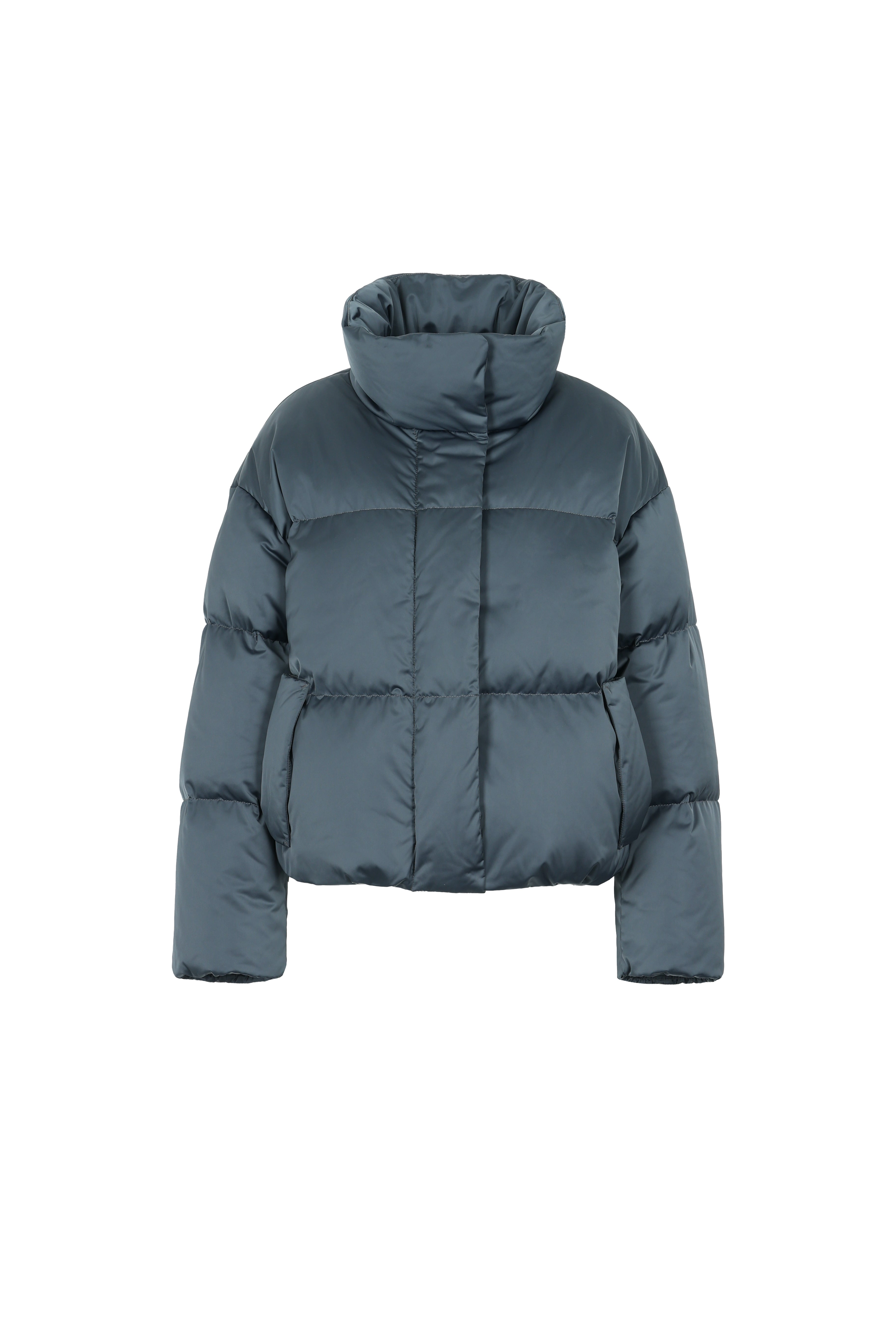 short down puffer in graphite blue