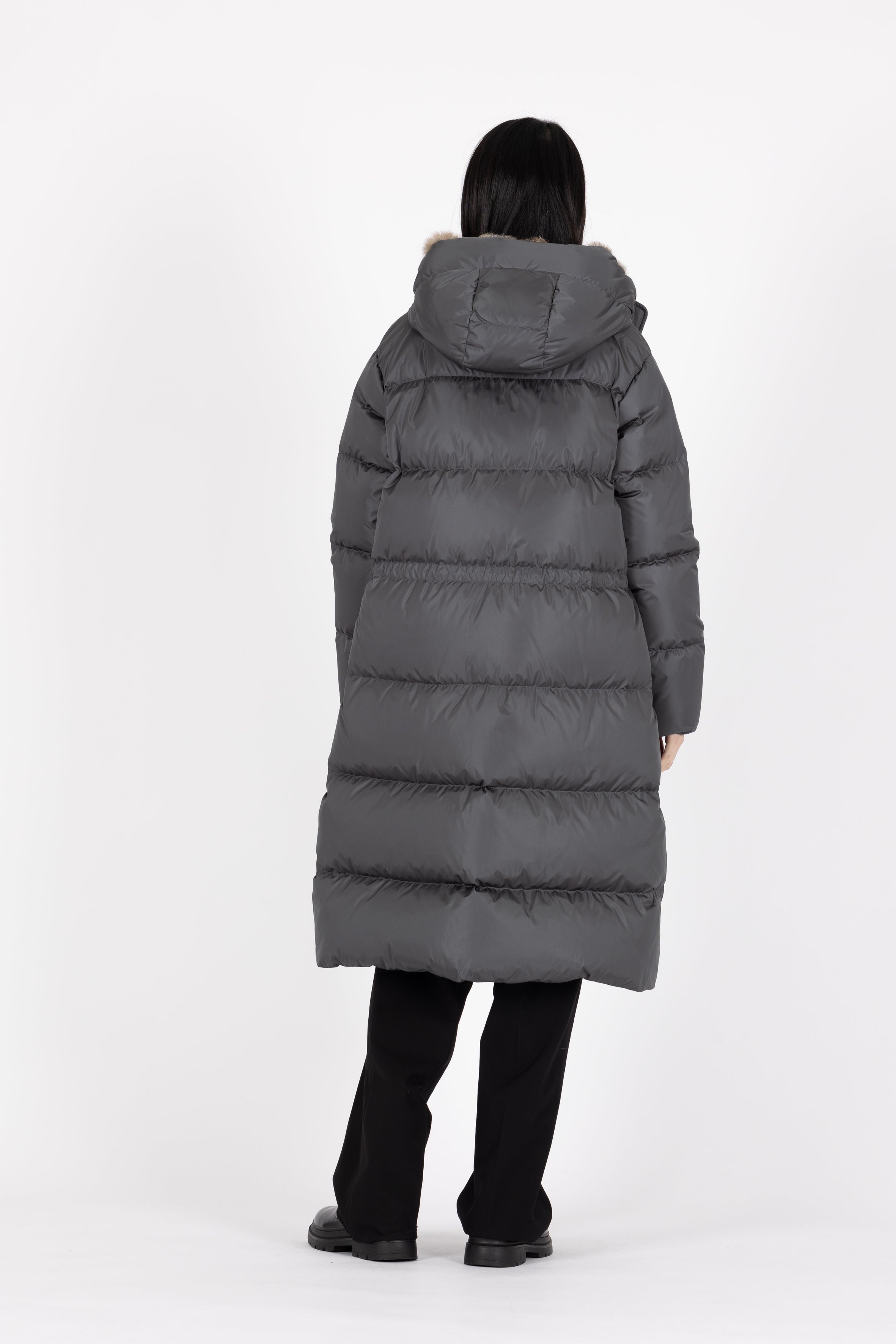 Long Lempelius Downcoat with a slim silhouette