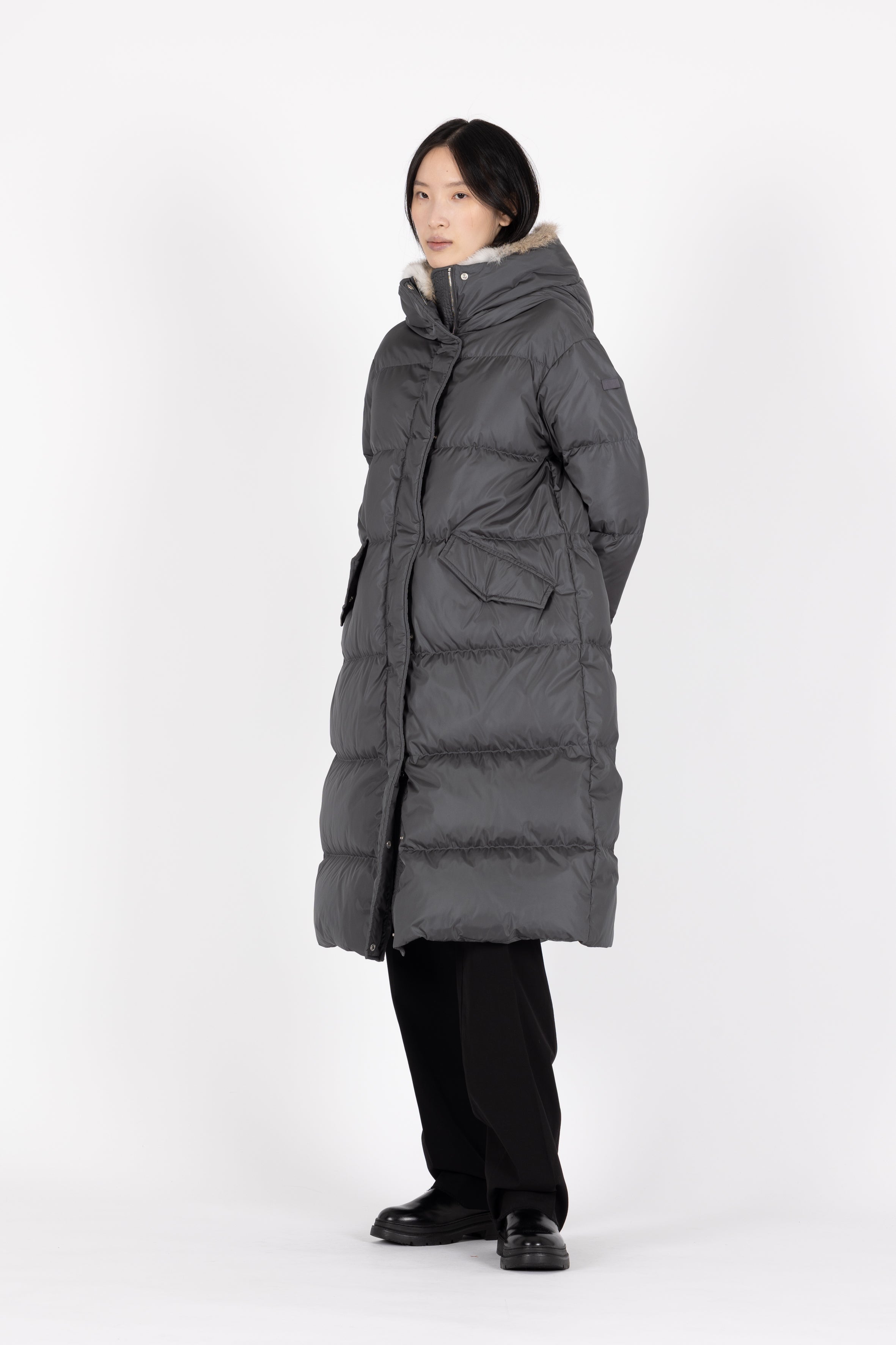 Long Lempelius Downcoat with a slim silhouette