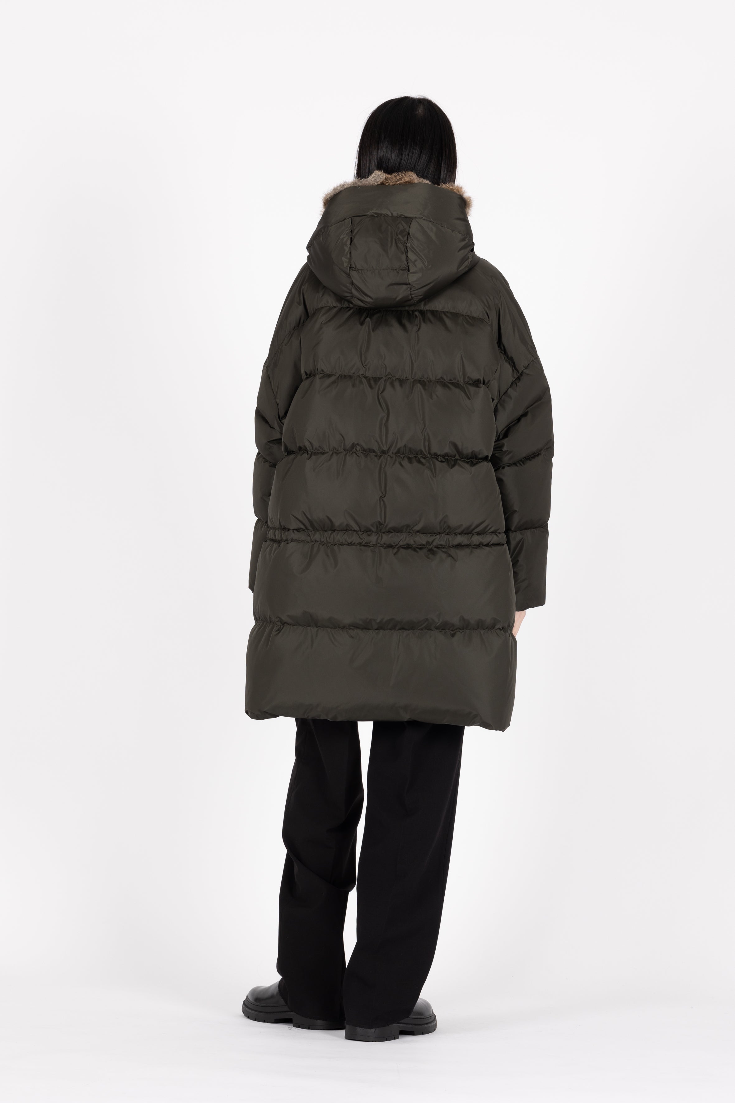 oversized Lempelius down parka in the color military green