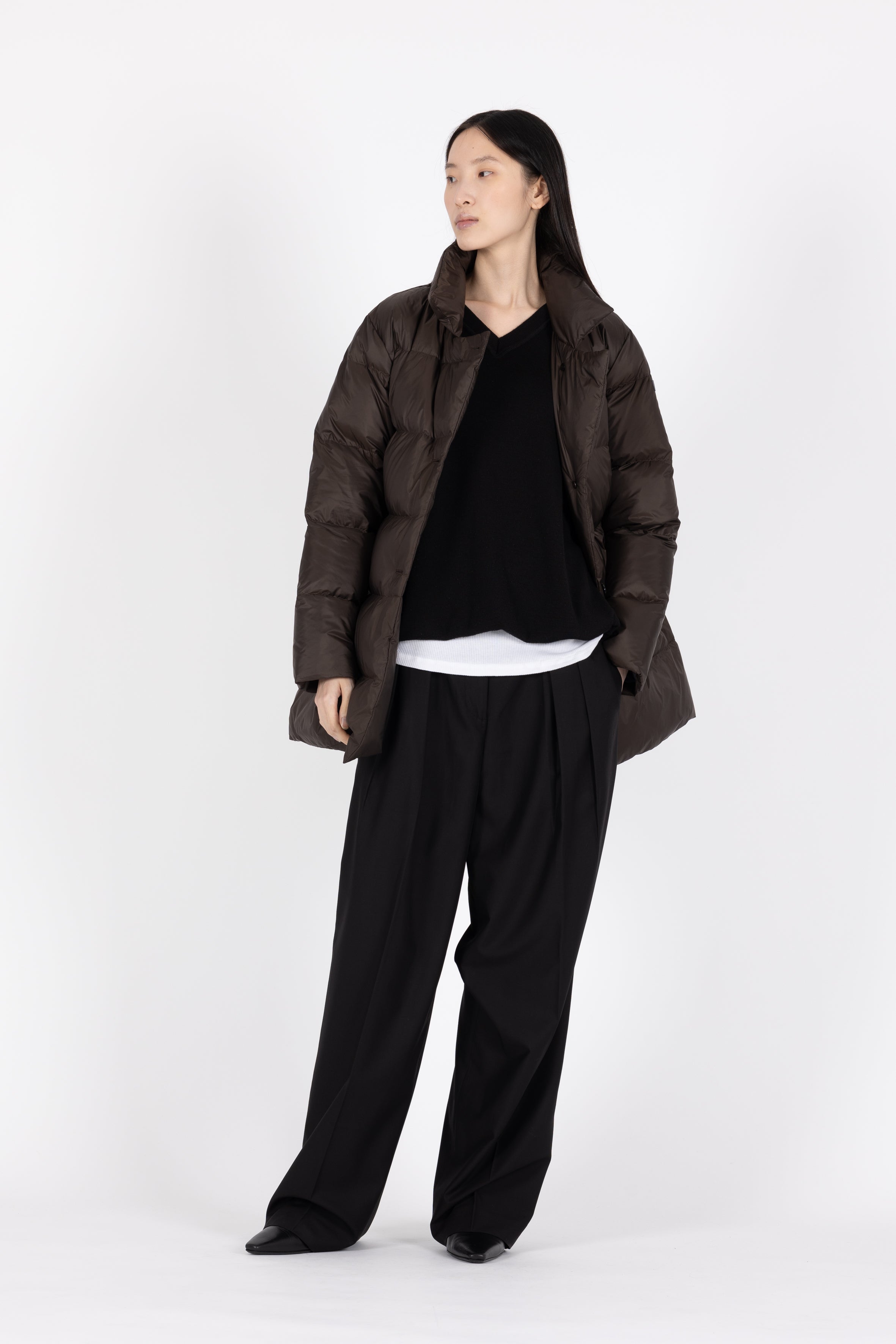 short quilted Lempelius Down Jacket with lapel collar