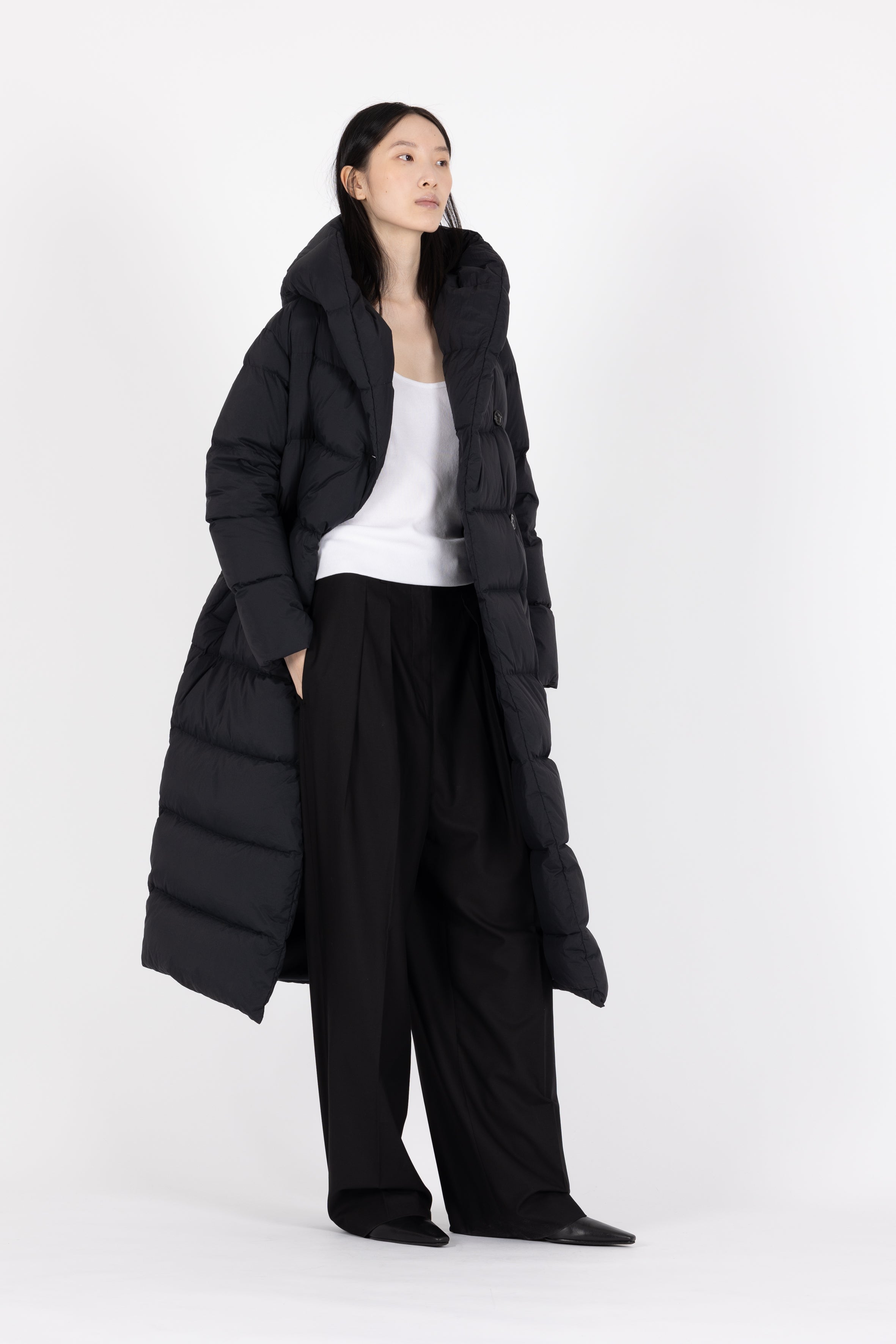 Long Lempelius Wrap down coat with slim silhouette