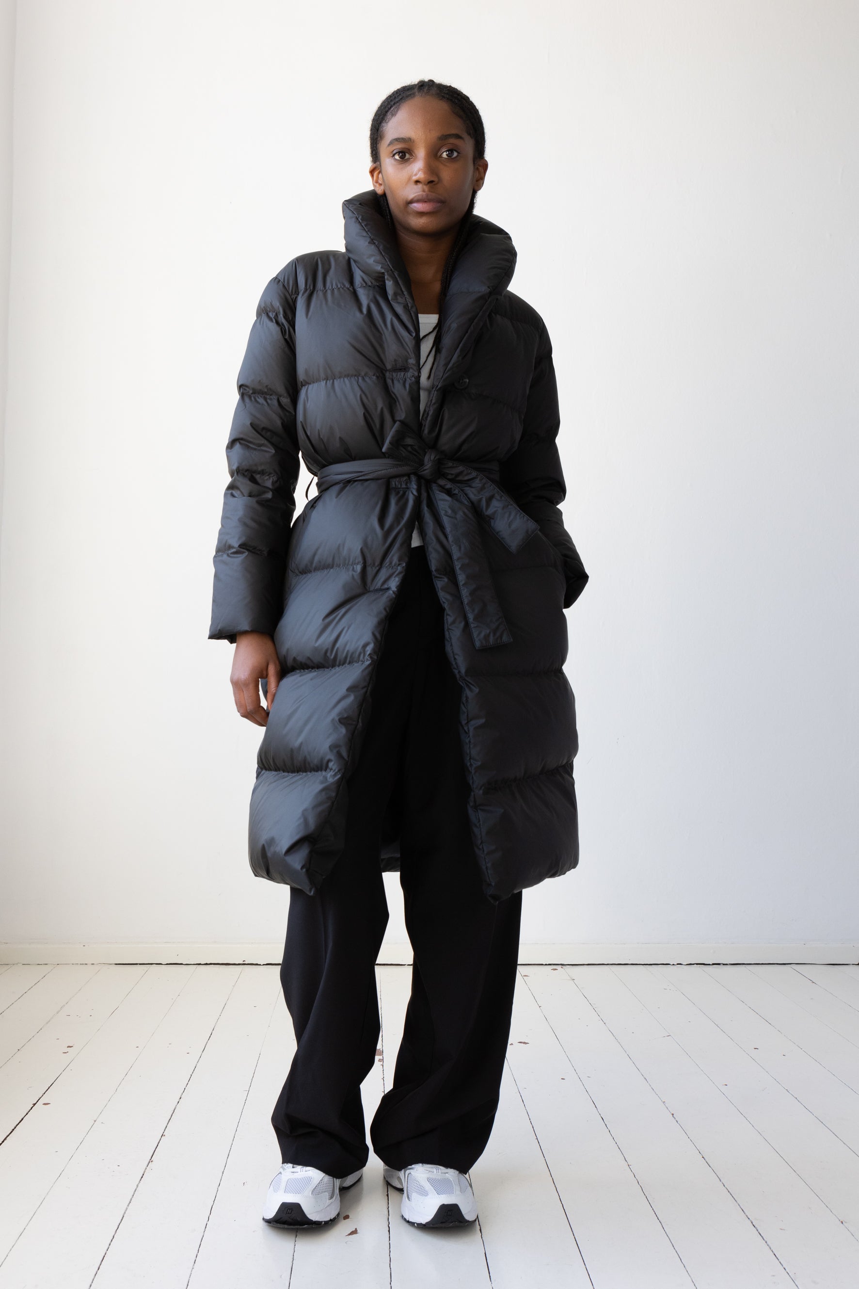 Lempelius belted down coat with shawl collar in color black