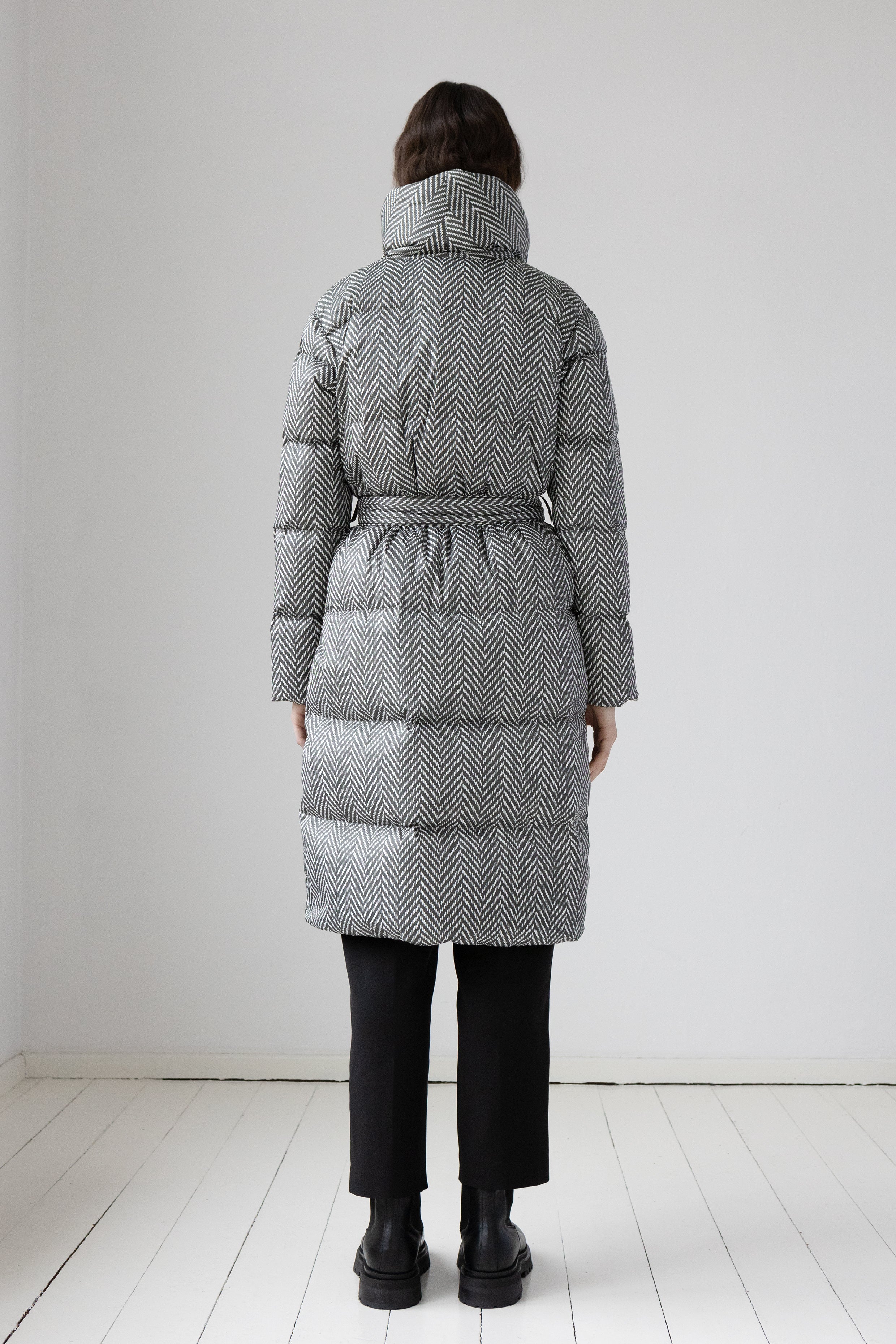 Lempelius belted down coat with shawl collar with herringbone print