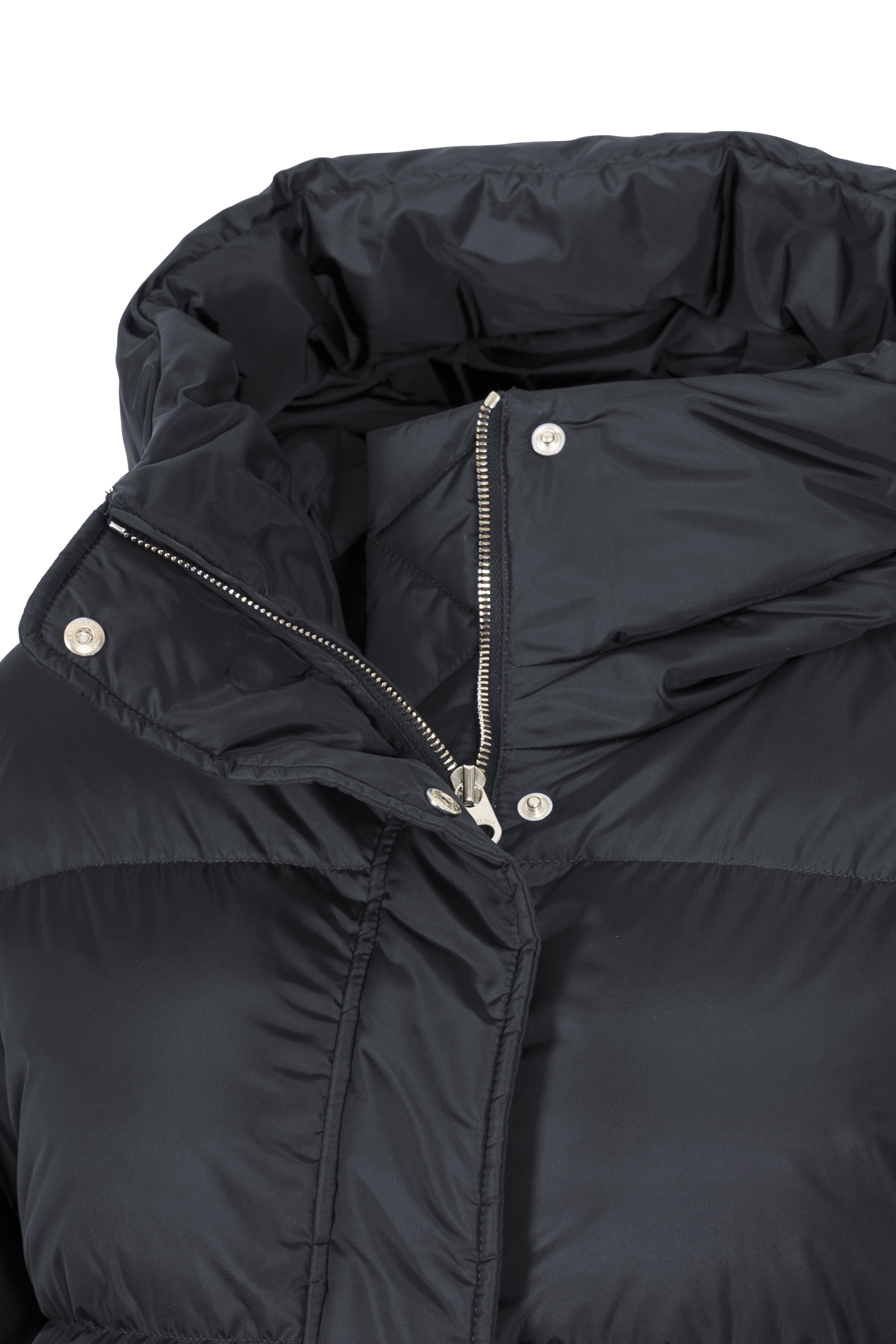 Minimal Lempelius down coat with welt pockets