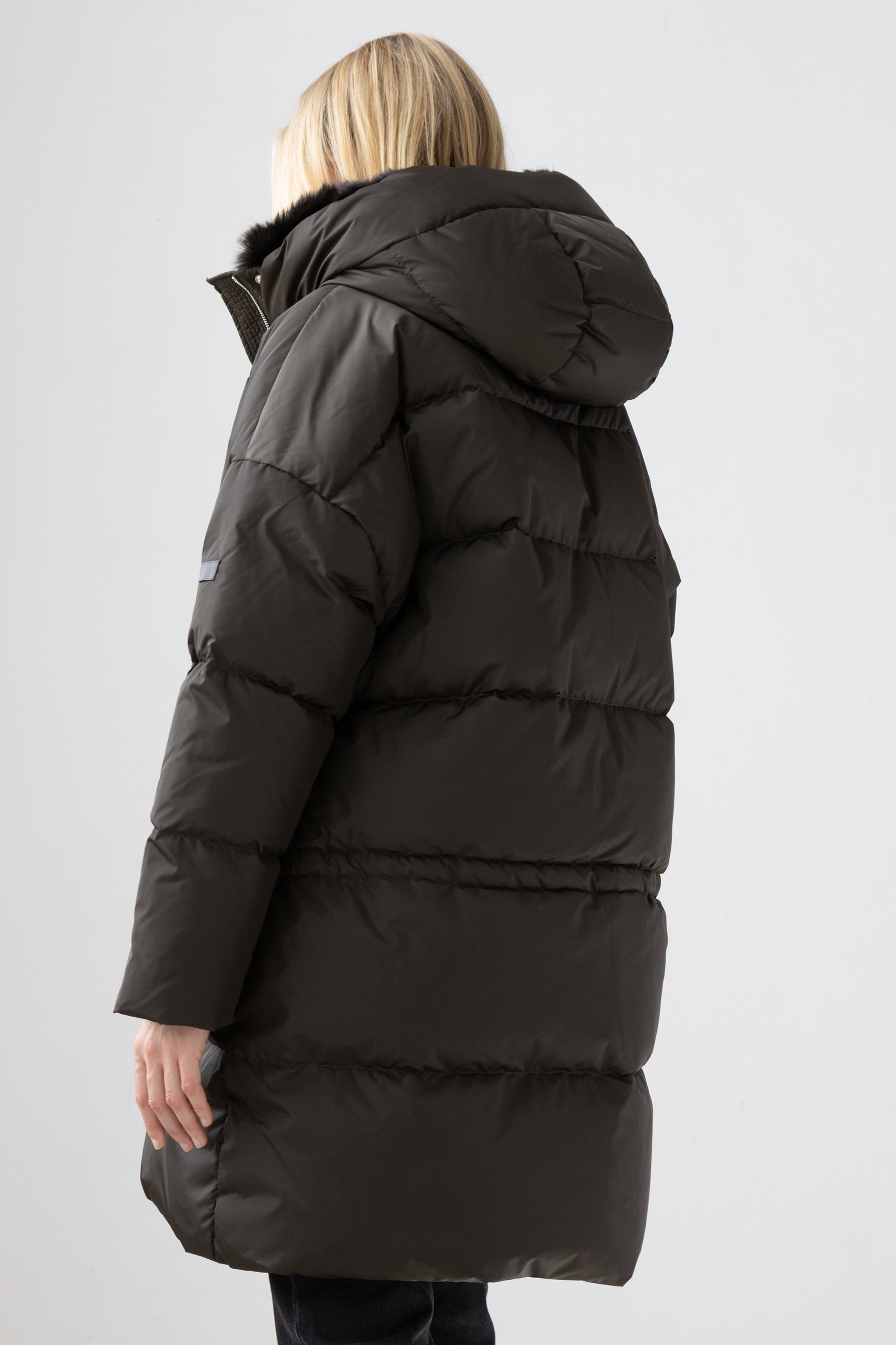 oversized Lempelius down parka with faux fur