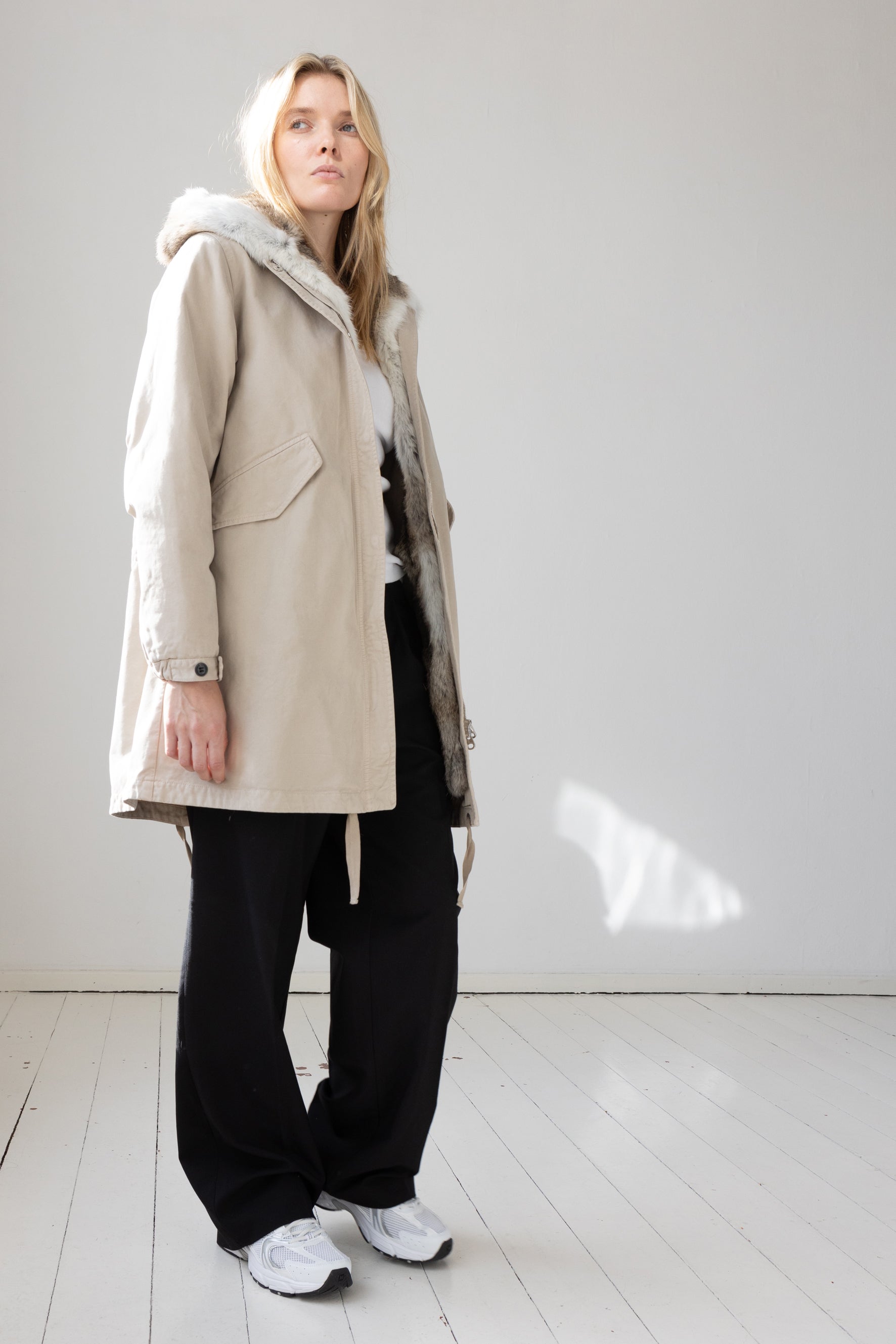 Oversized Lempelius down coat with fur