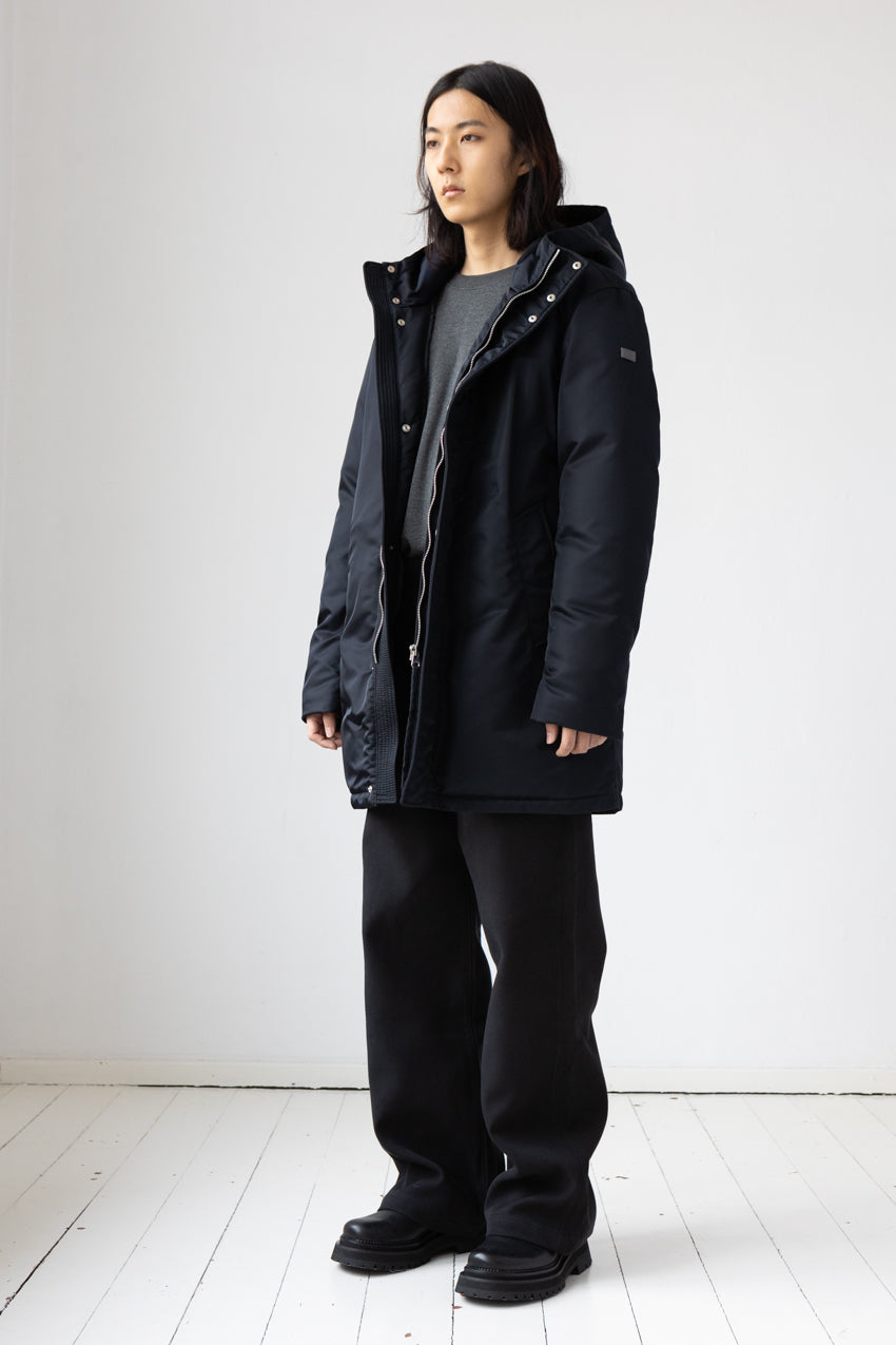 Mens nylon Lempelius down coat in dark blue