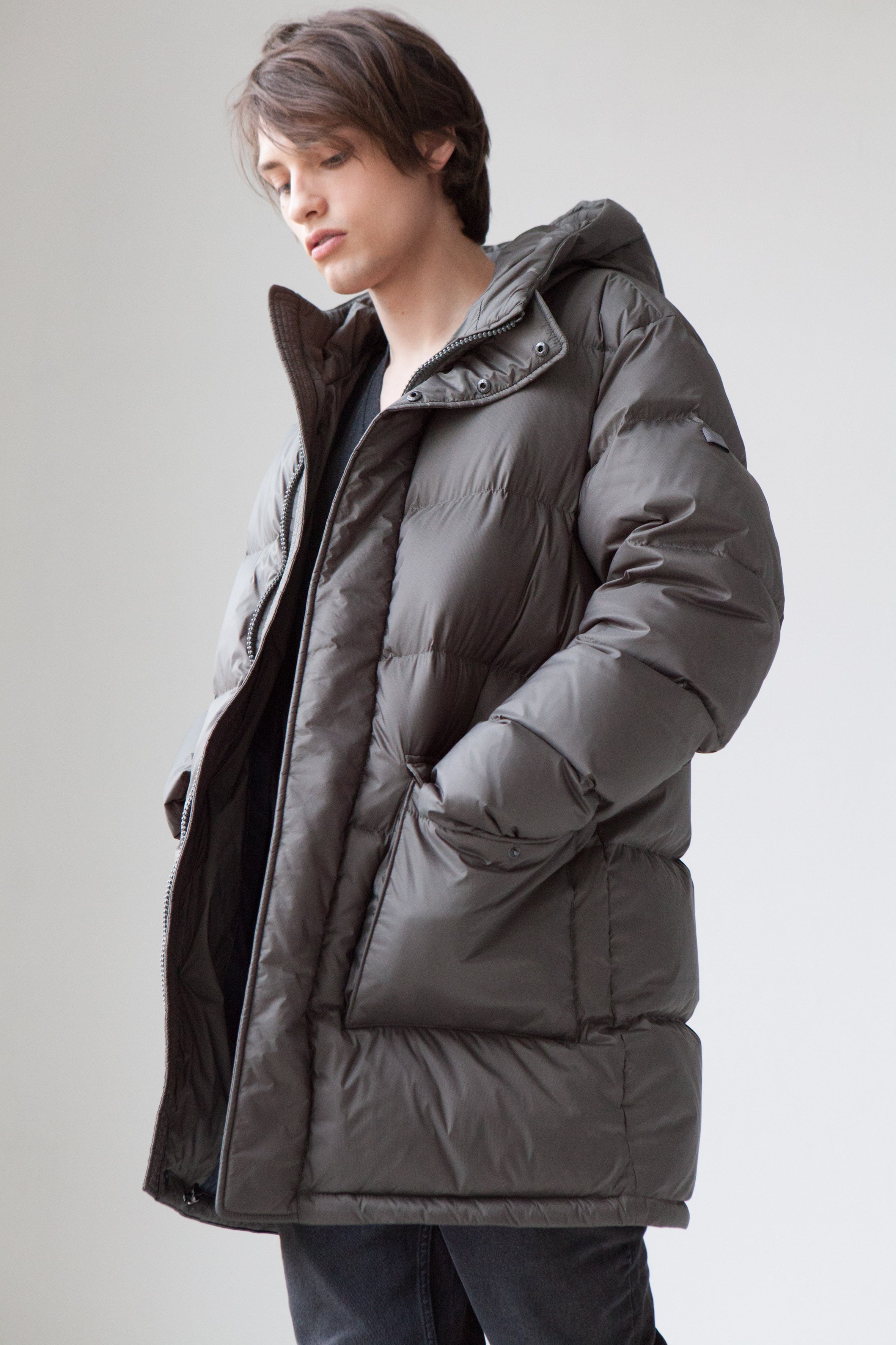 Mens Lempelius Down coat with Patchpockets in foggygreen