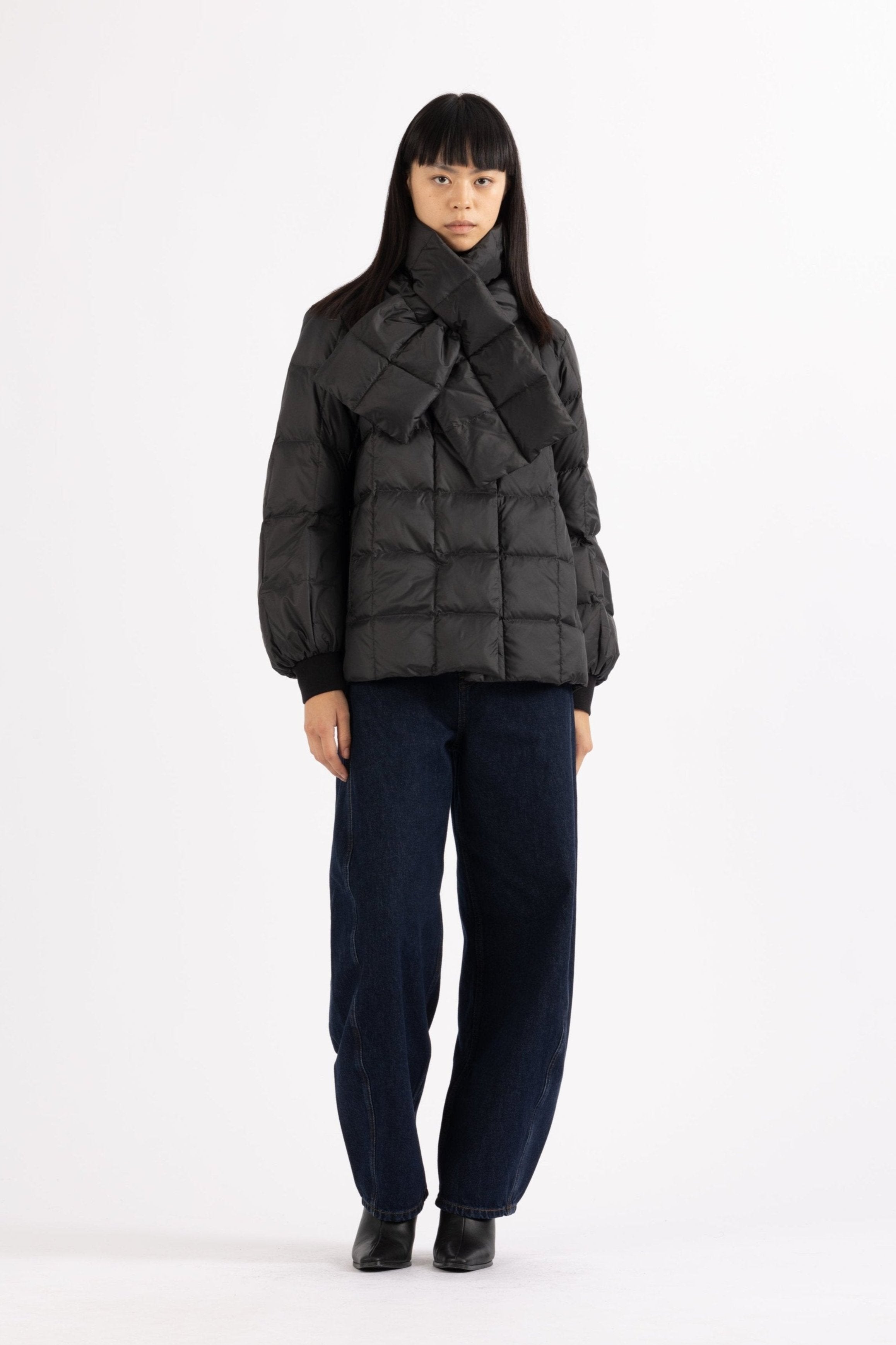 LEMPELIUS quilted lightweight jacket in black