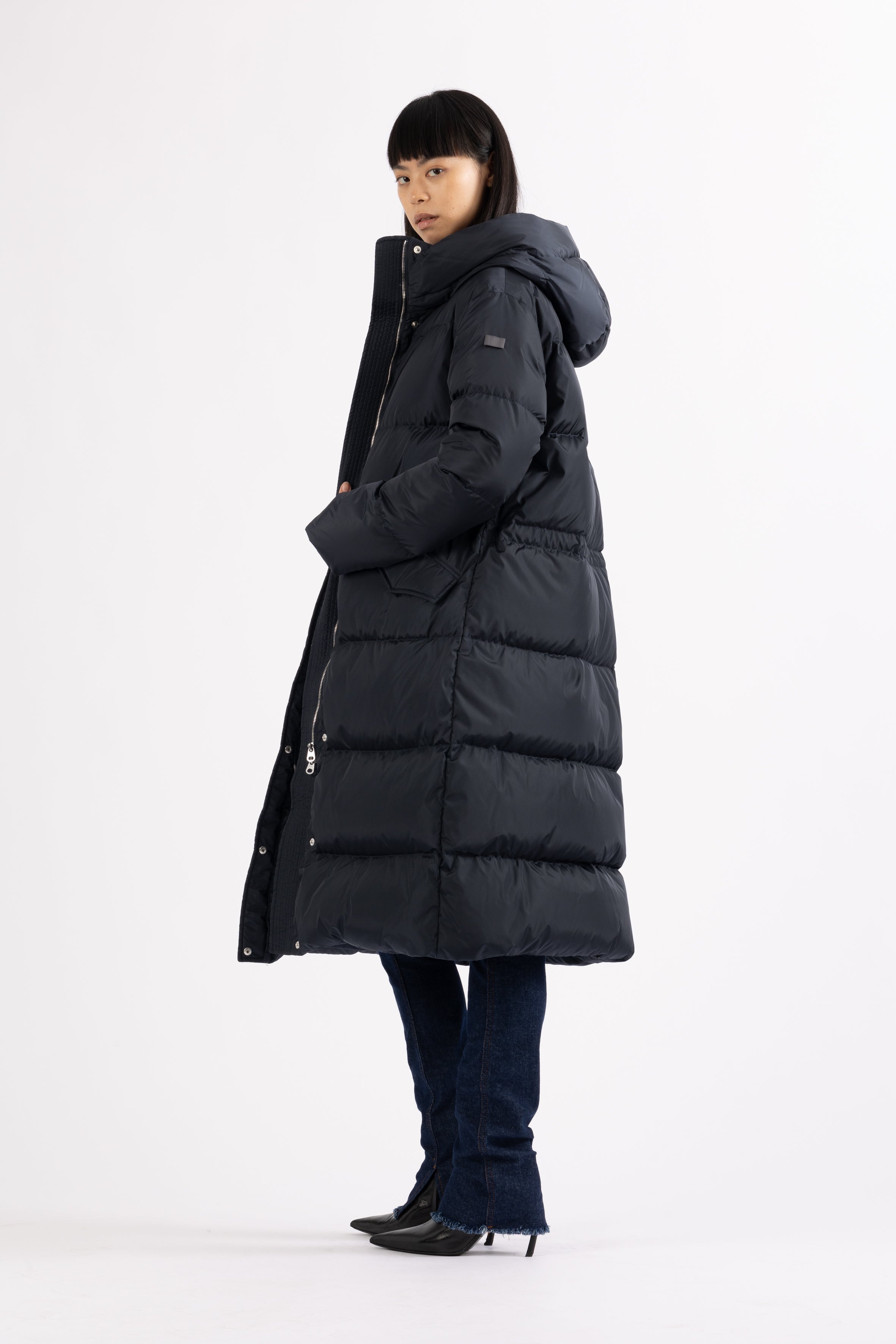 Long Lempelius Downcoat with a slim silhouette