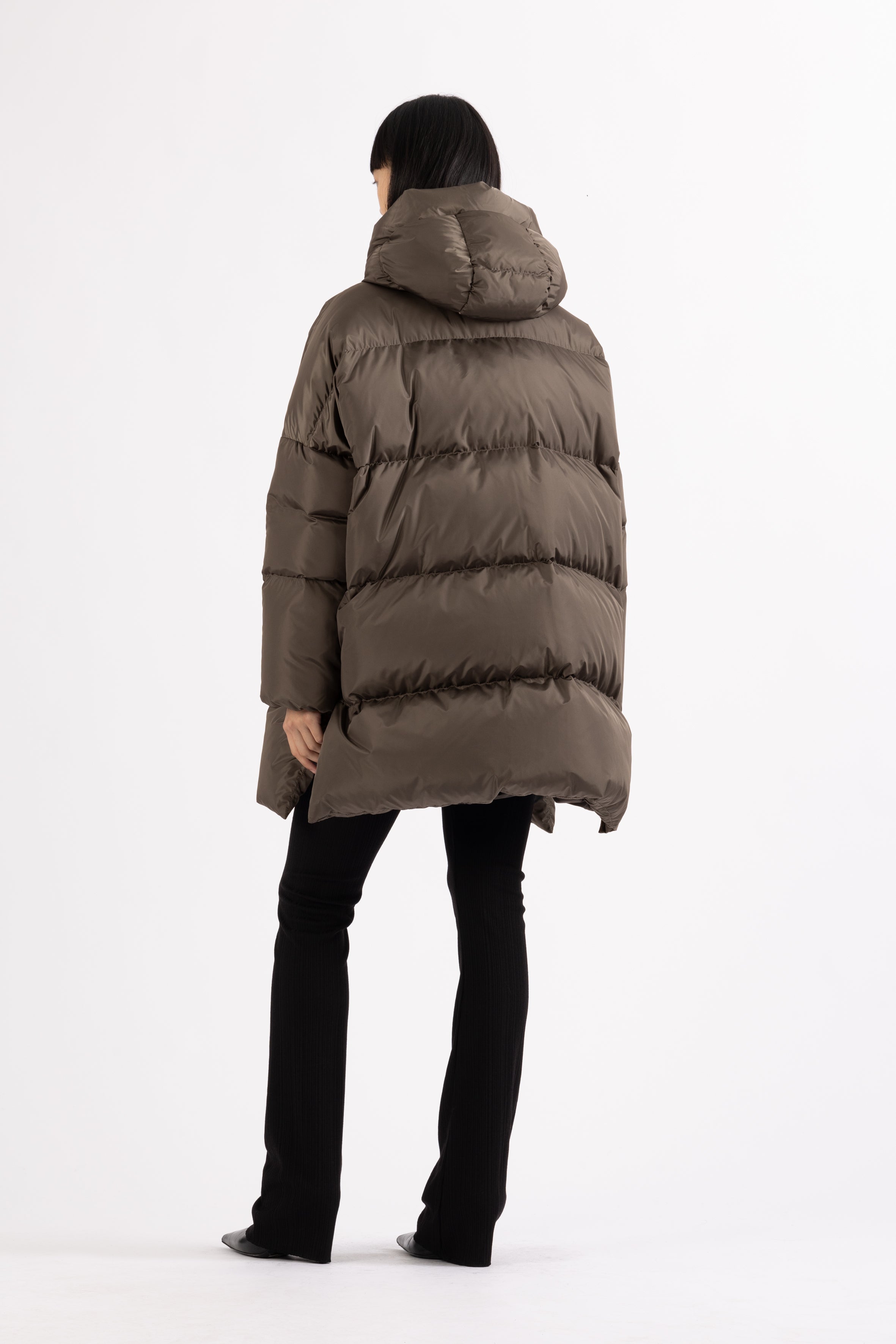 LEMPELIUS oversized goose down parka in foggy green