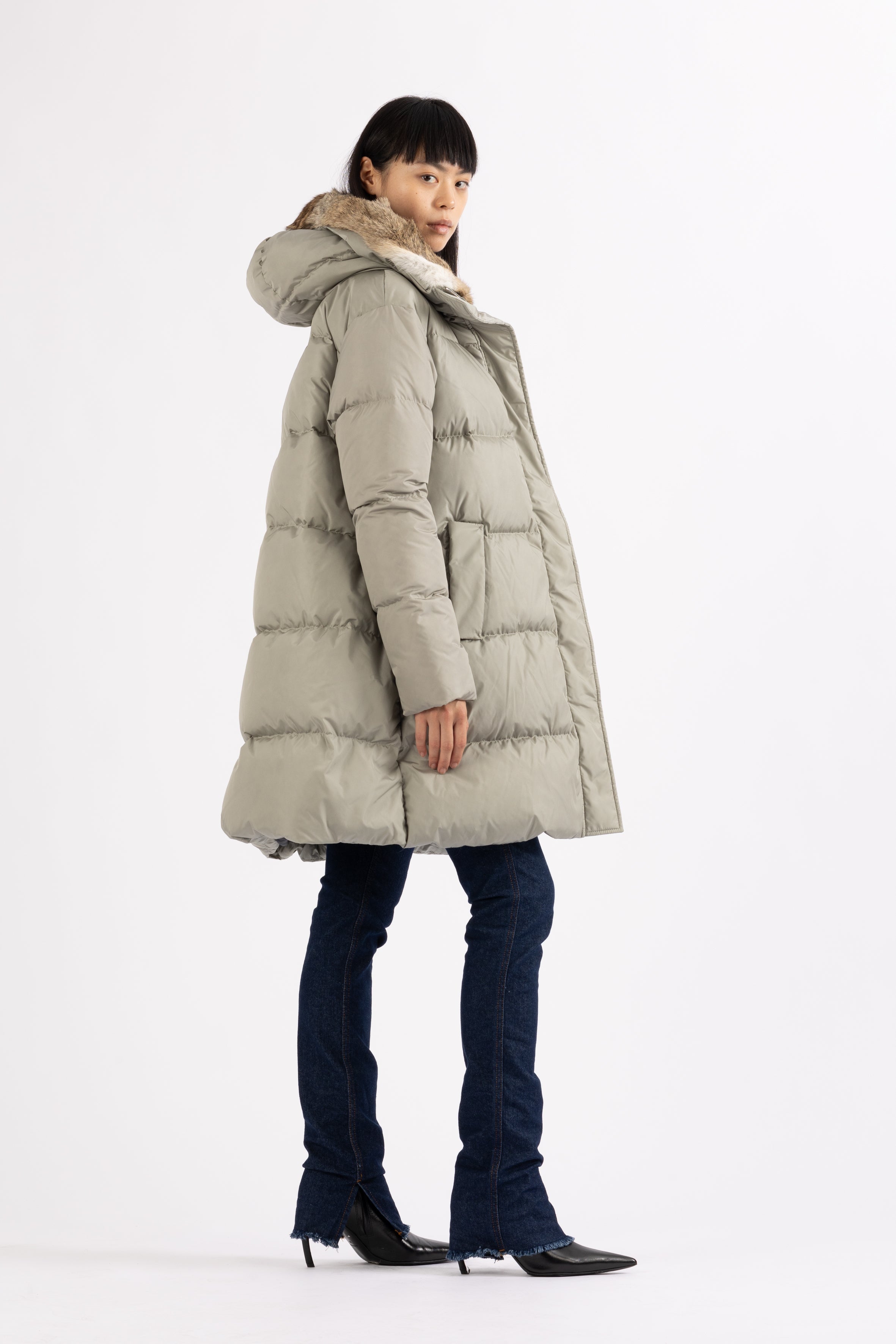 Minimal Lempelius down coat with rabbit fur hood in misty grey