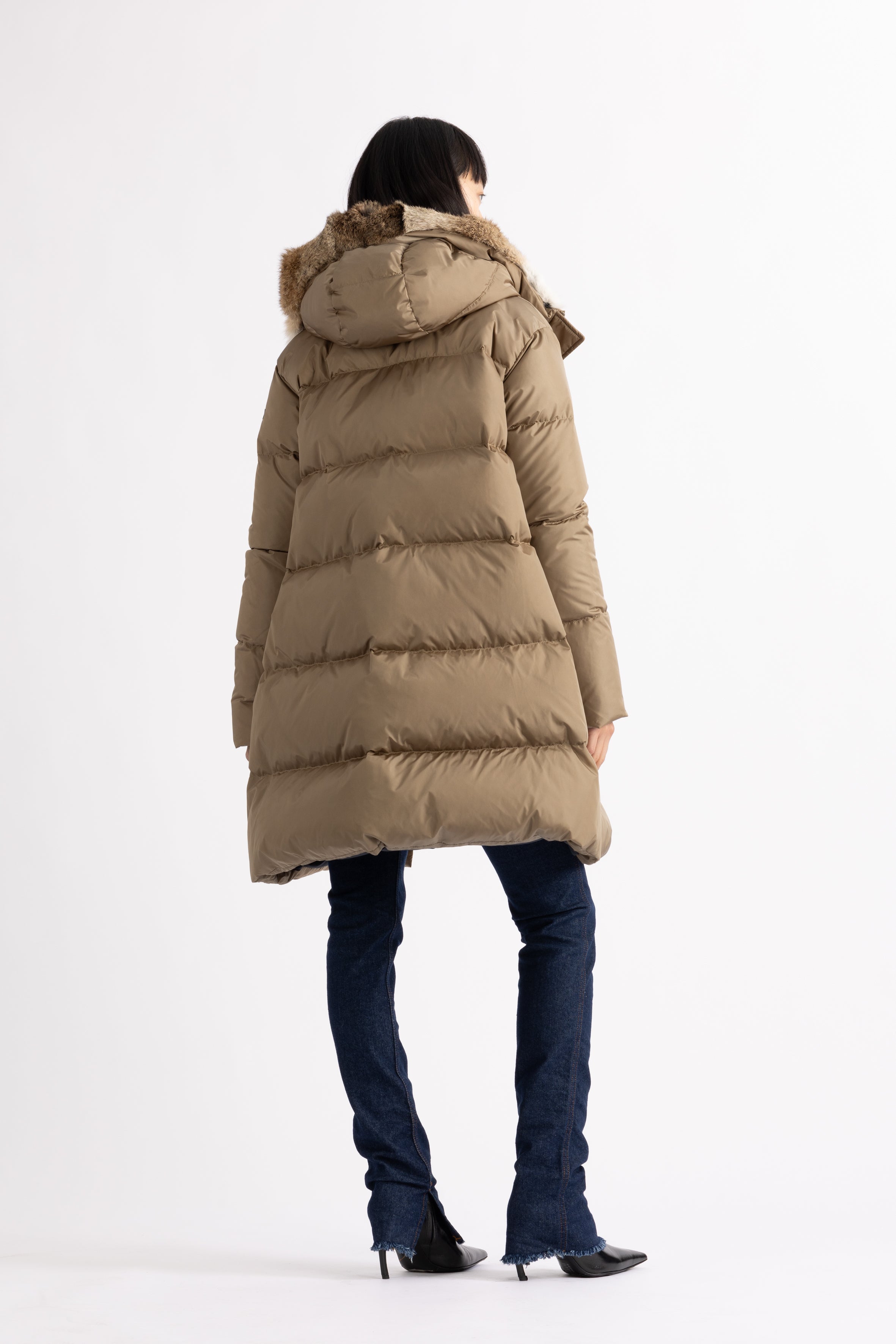 Minimal Lempelius down coat with rabbit fur hood in tan