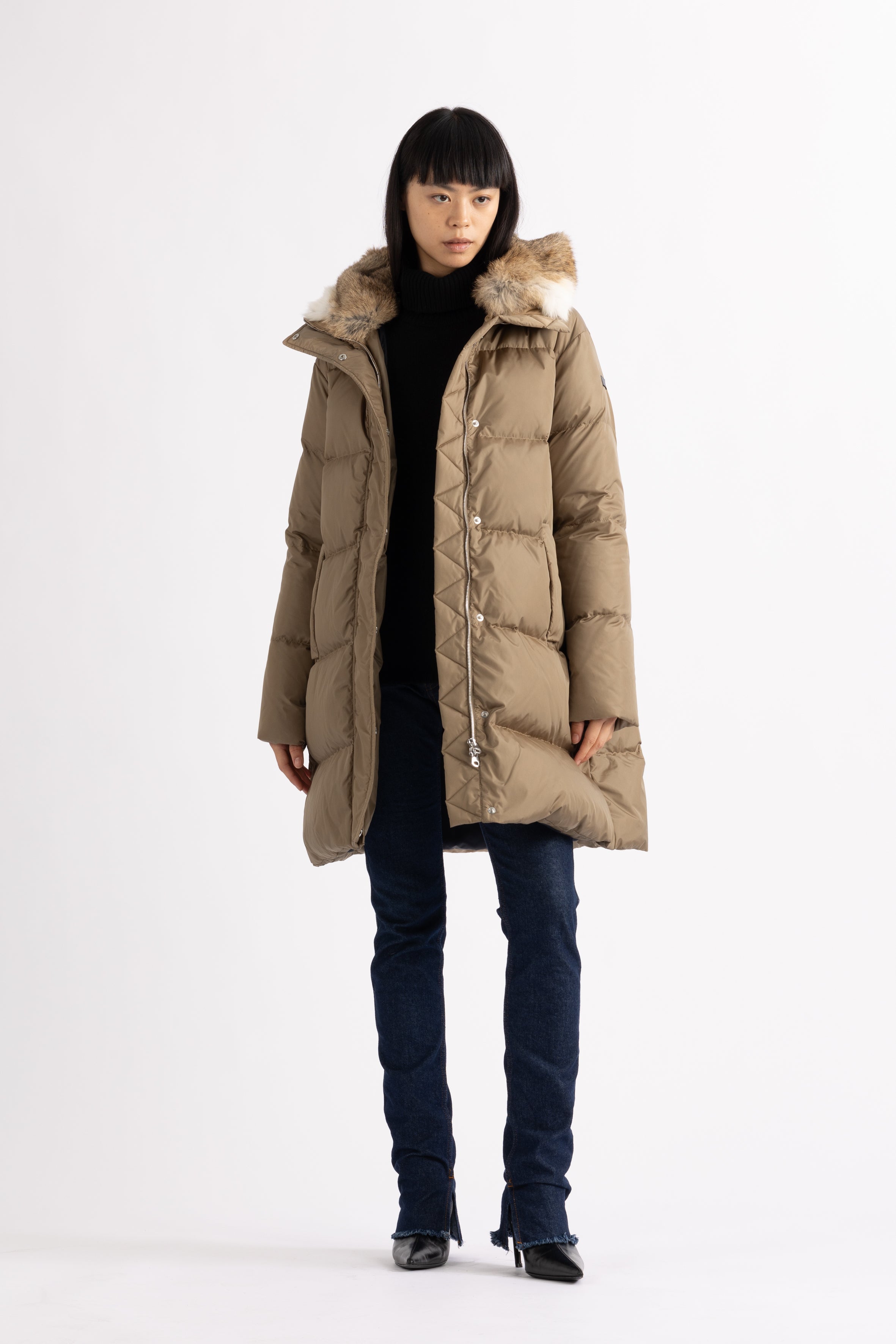 Minimal Lempelius down coat with rabbit fur hood in tan