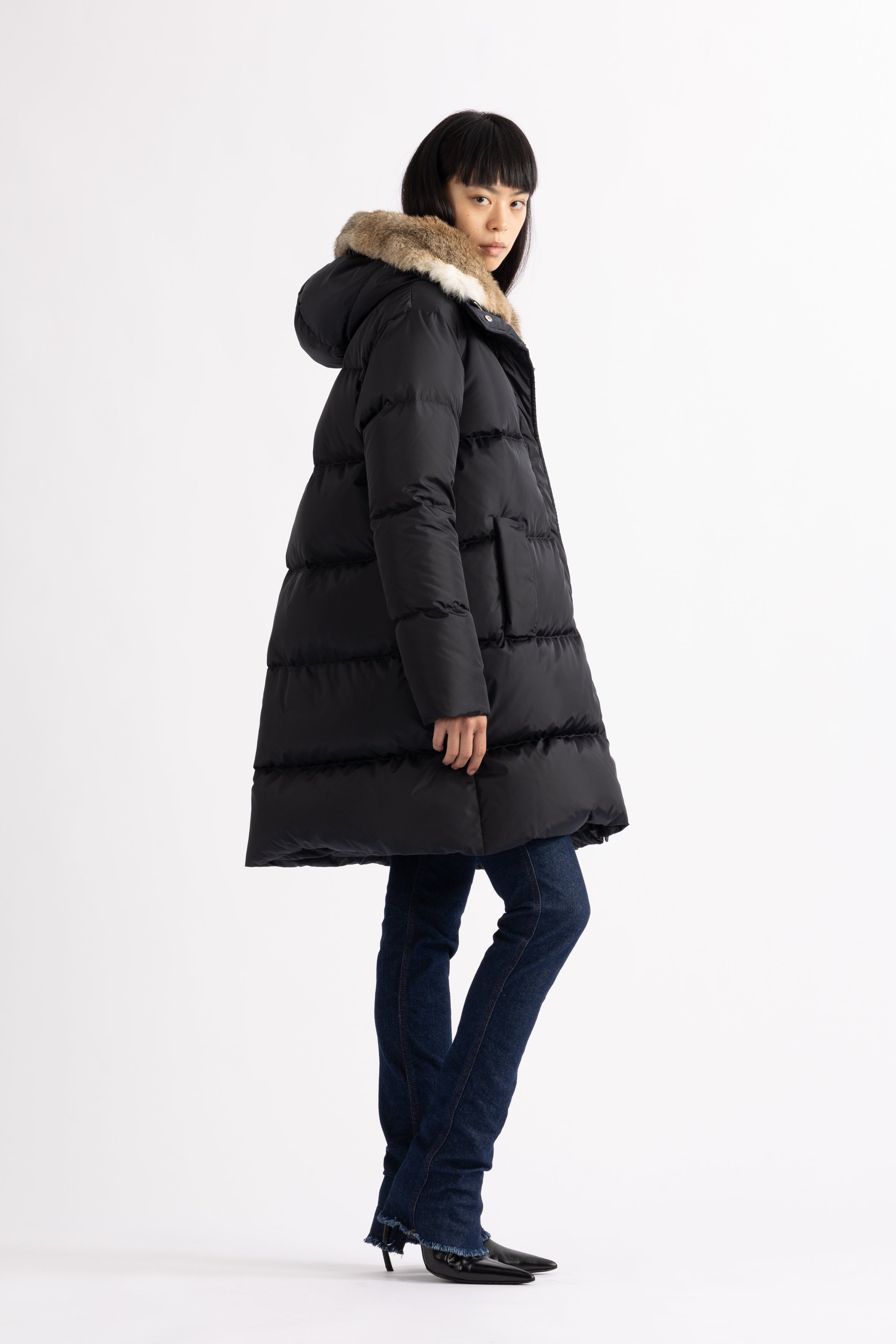 Minimal Lempelius down coat with rabbit fur hood in black