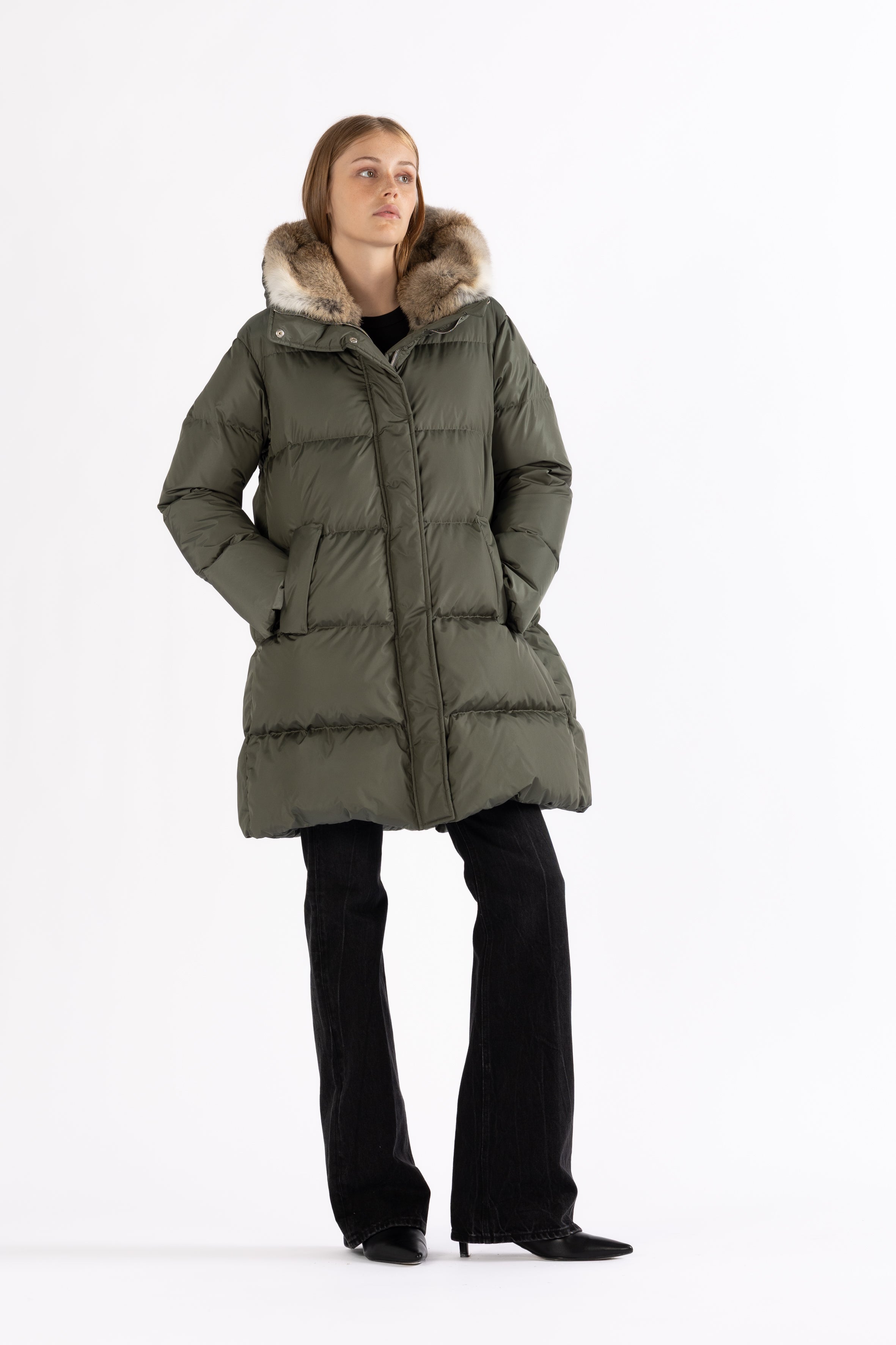 DOWN COAT NEV