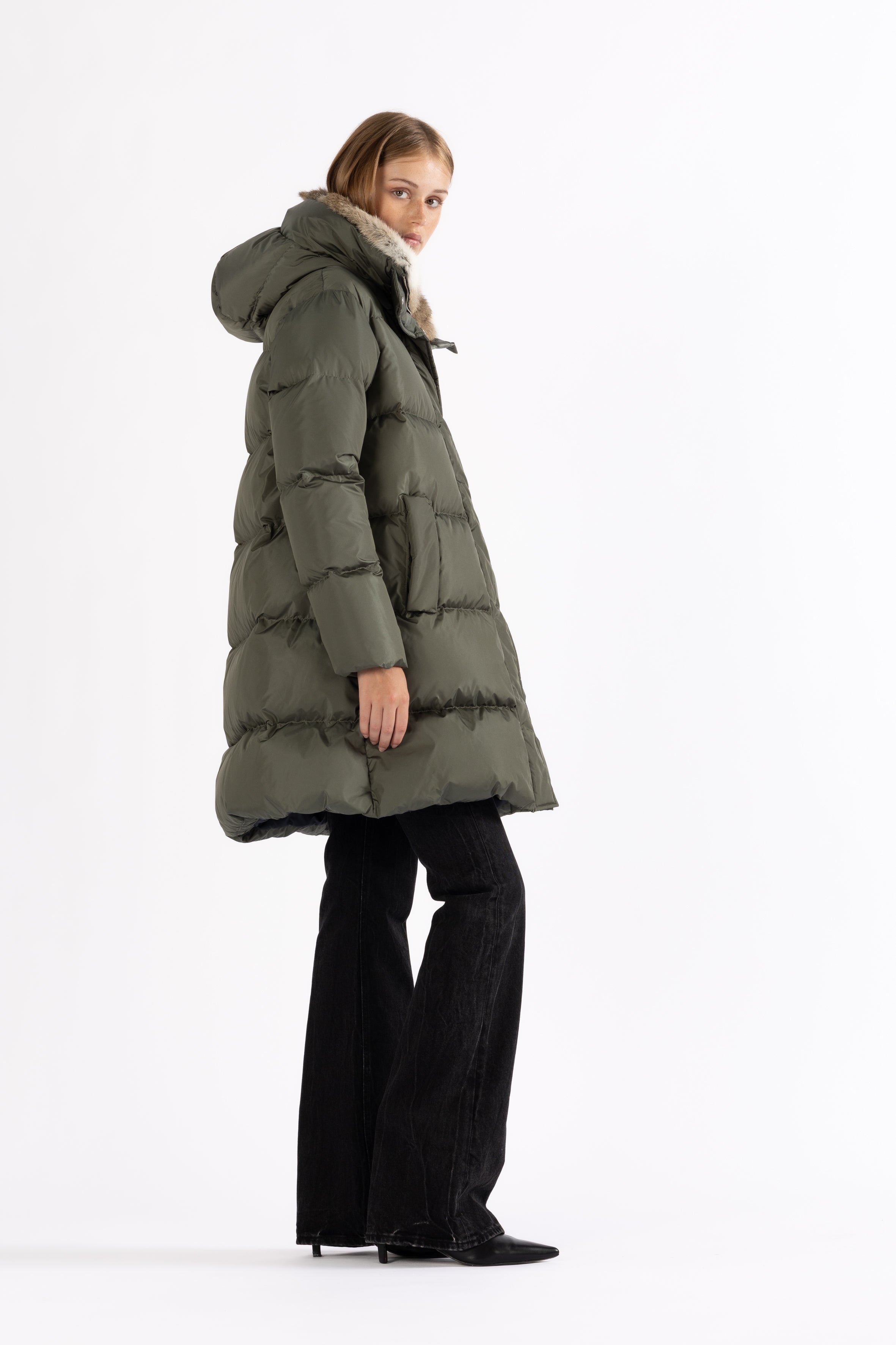 DOWN COAT NEV