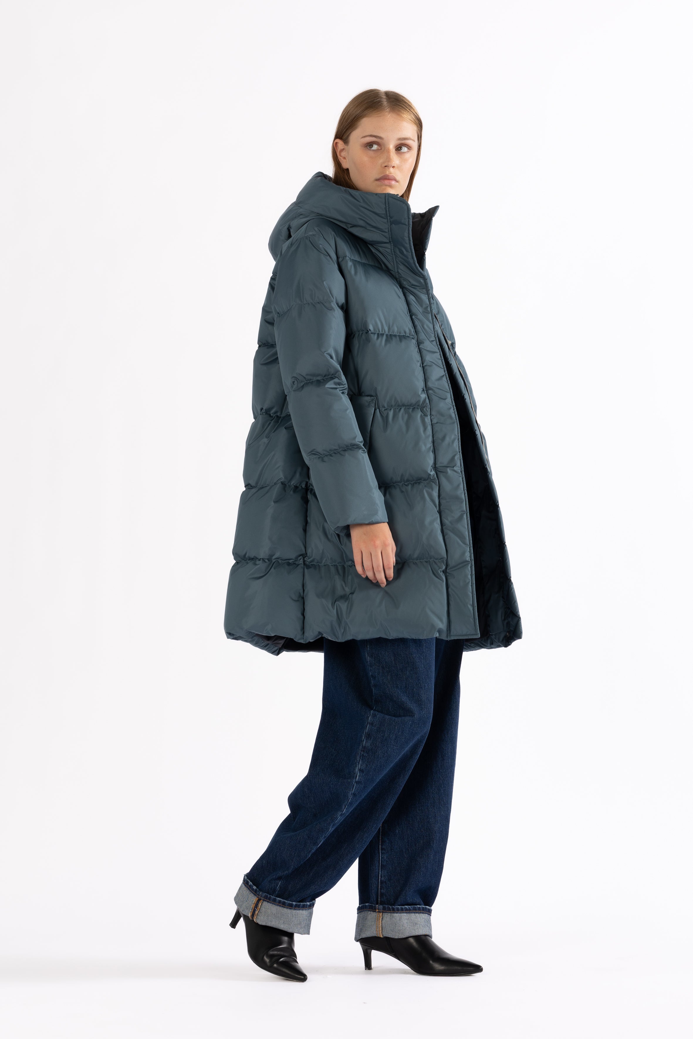 DOWN COAT NEV