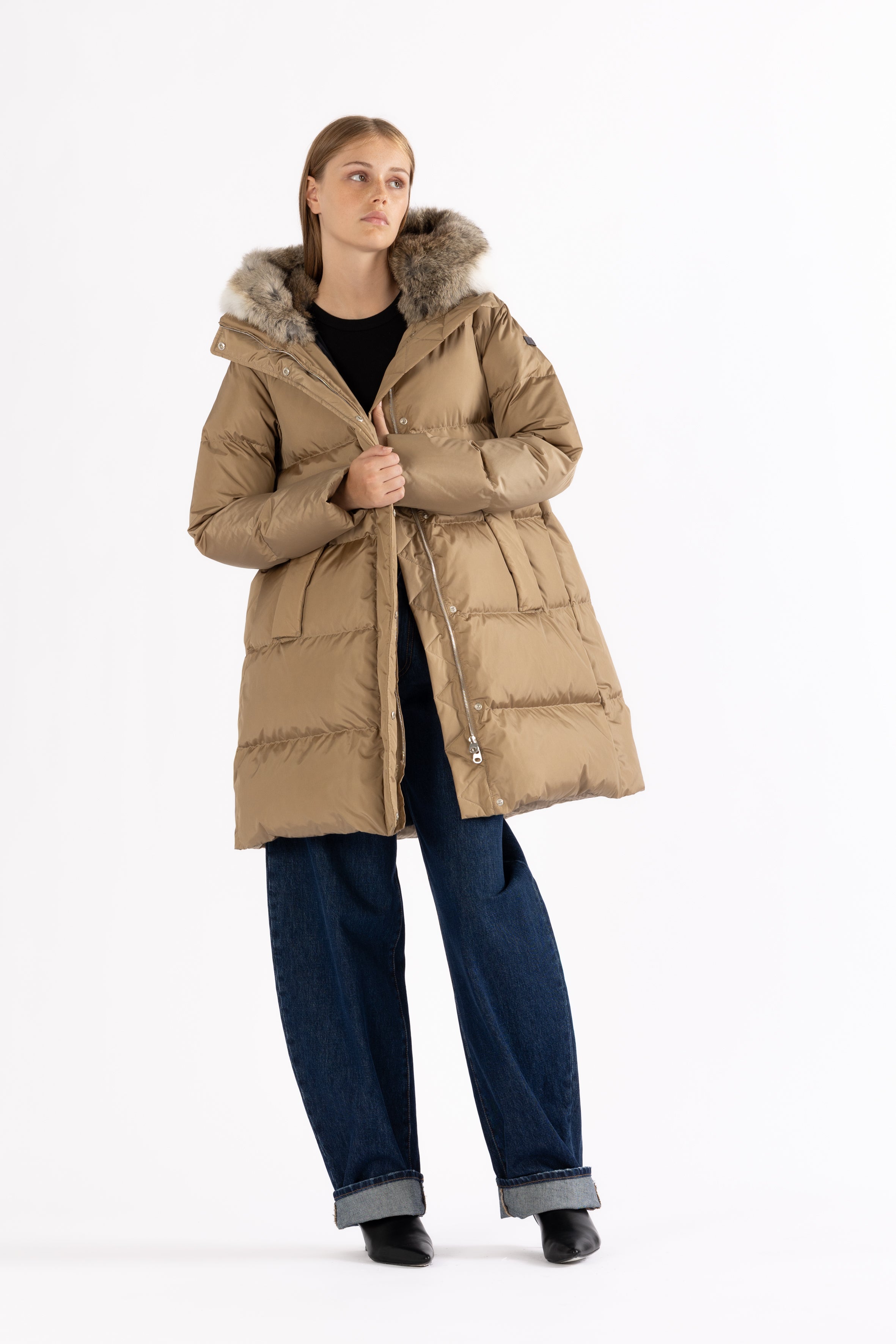 DOWN COAT NEV