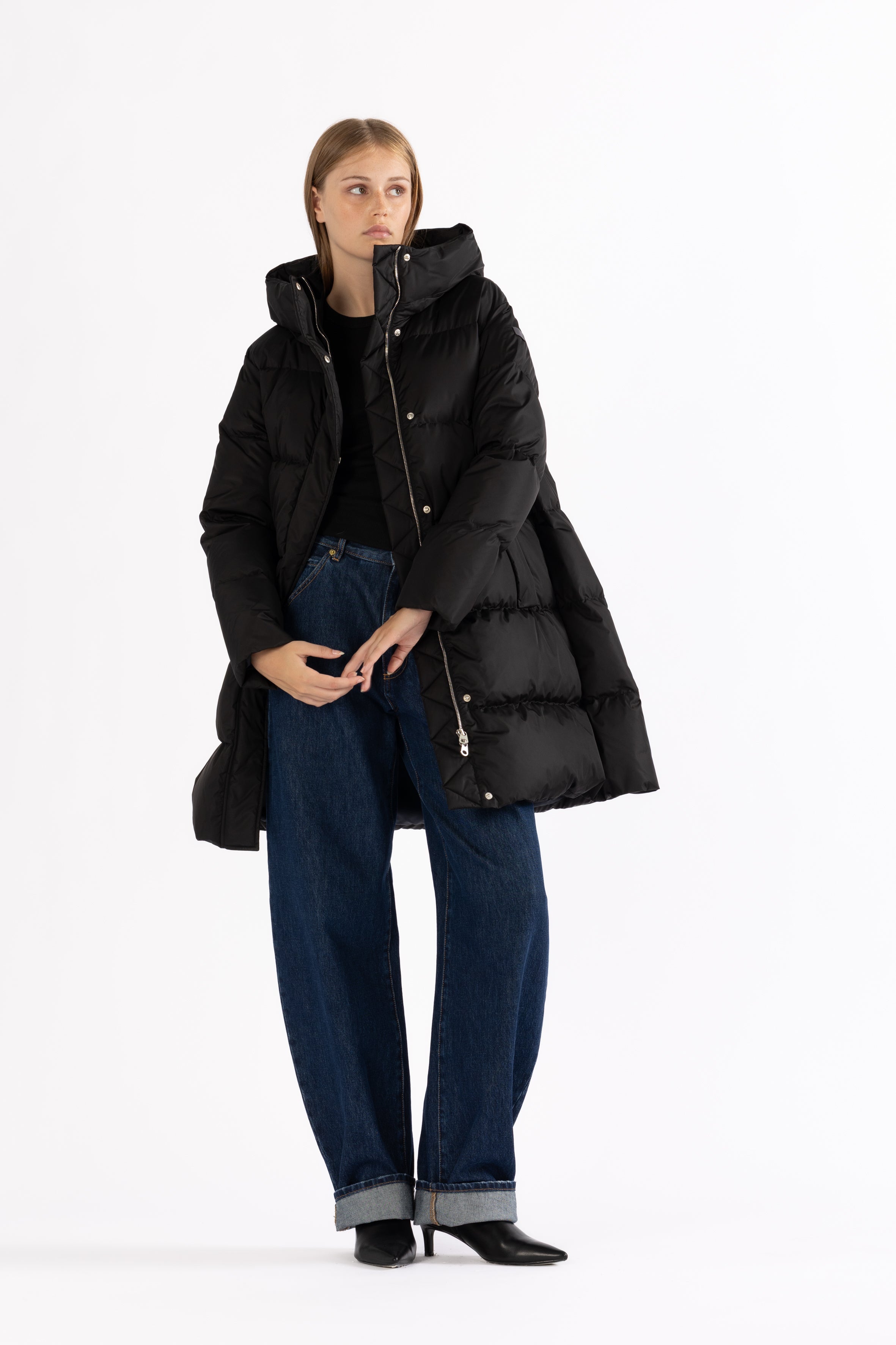 DOWN COAT NEV