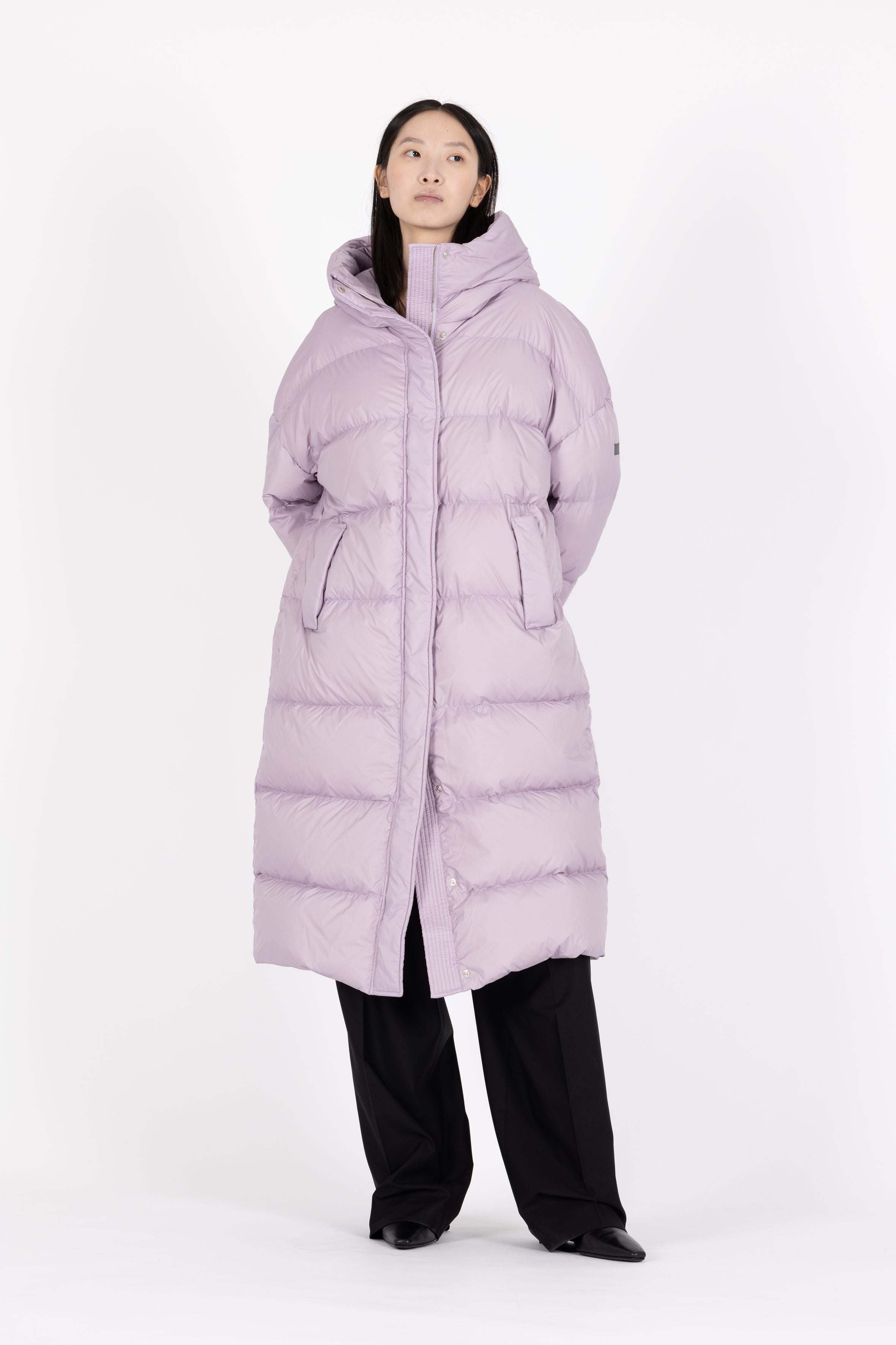 Dropped shoulders Lempelius long downcoat in lilac