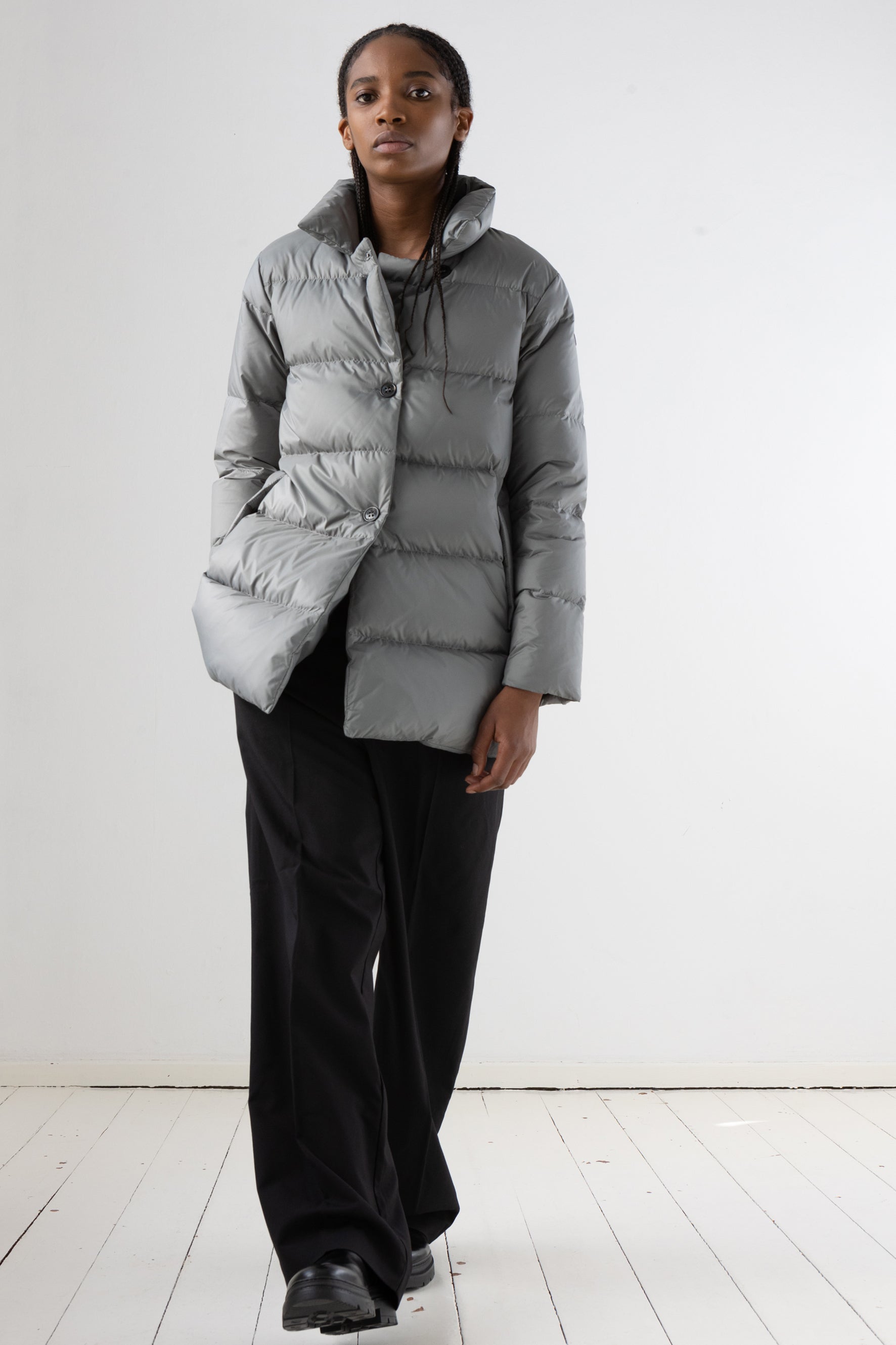 short quilted Lempelius Down Jacket with lapel collar 