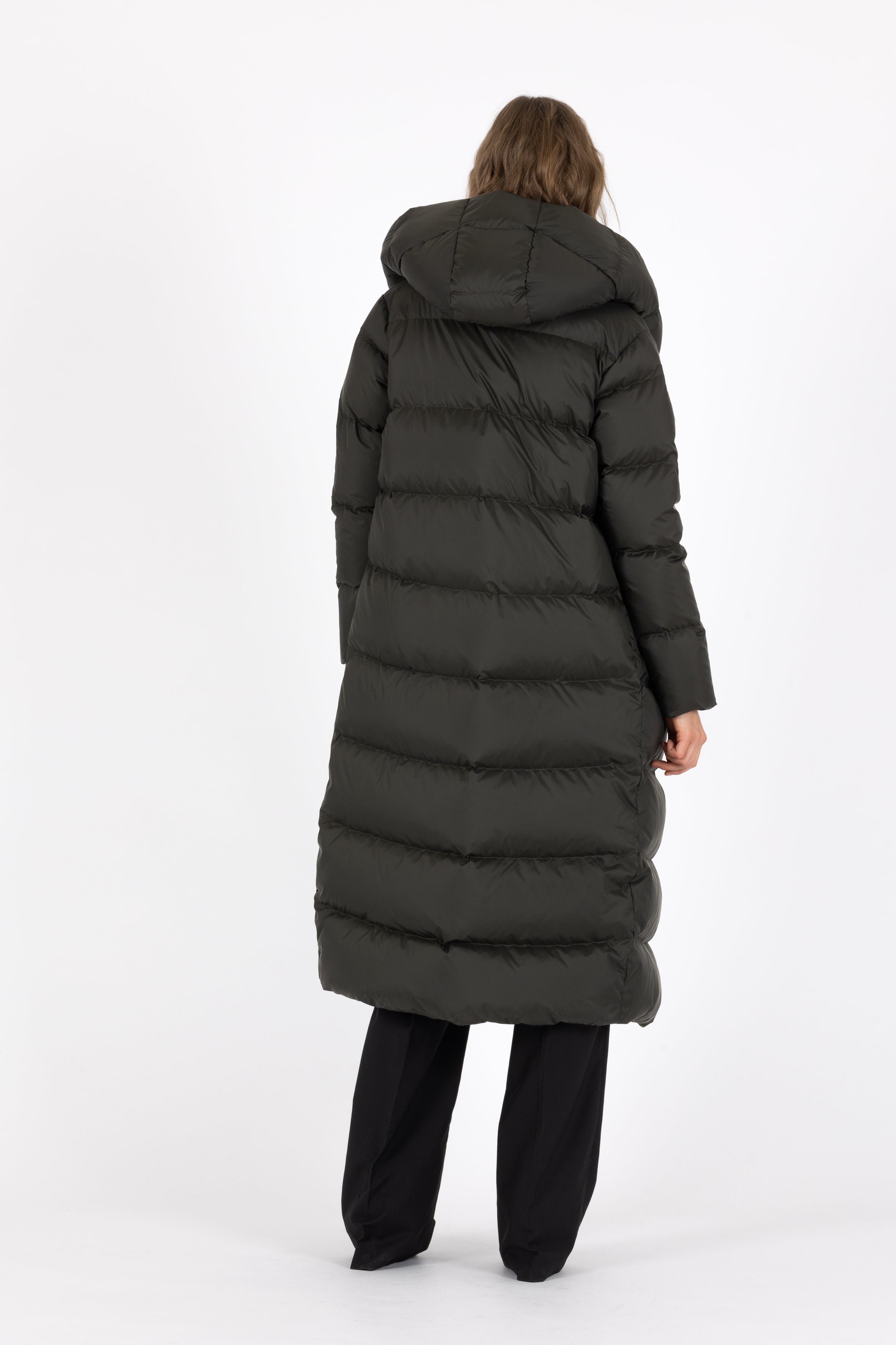 Long Lempelius Wrap down coat with slim silhouette