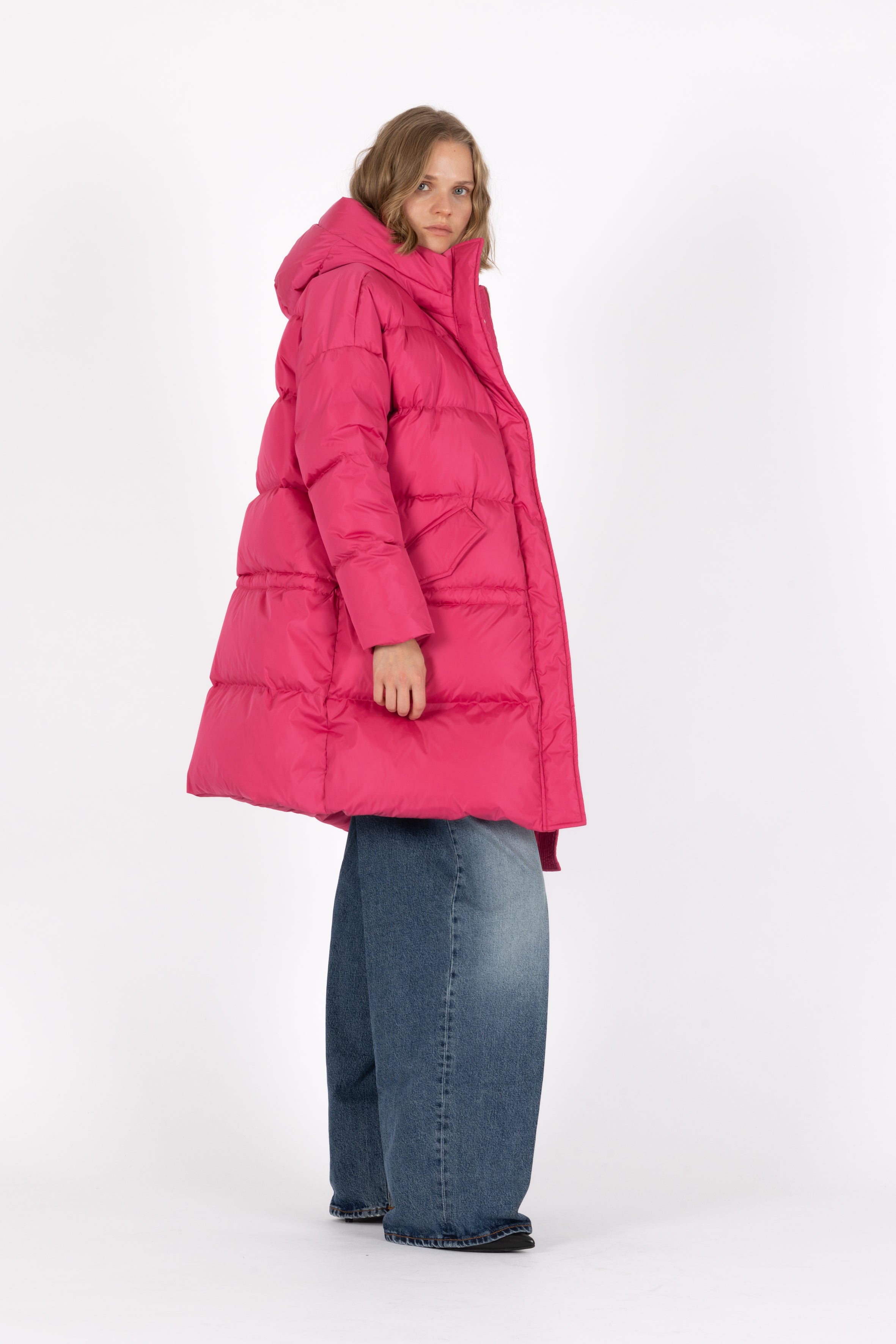 oversized Lempelius down parka in the color pink