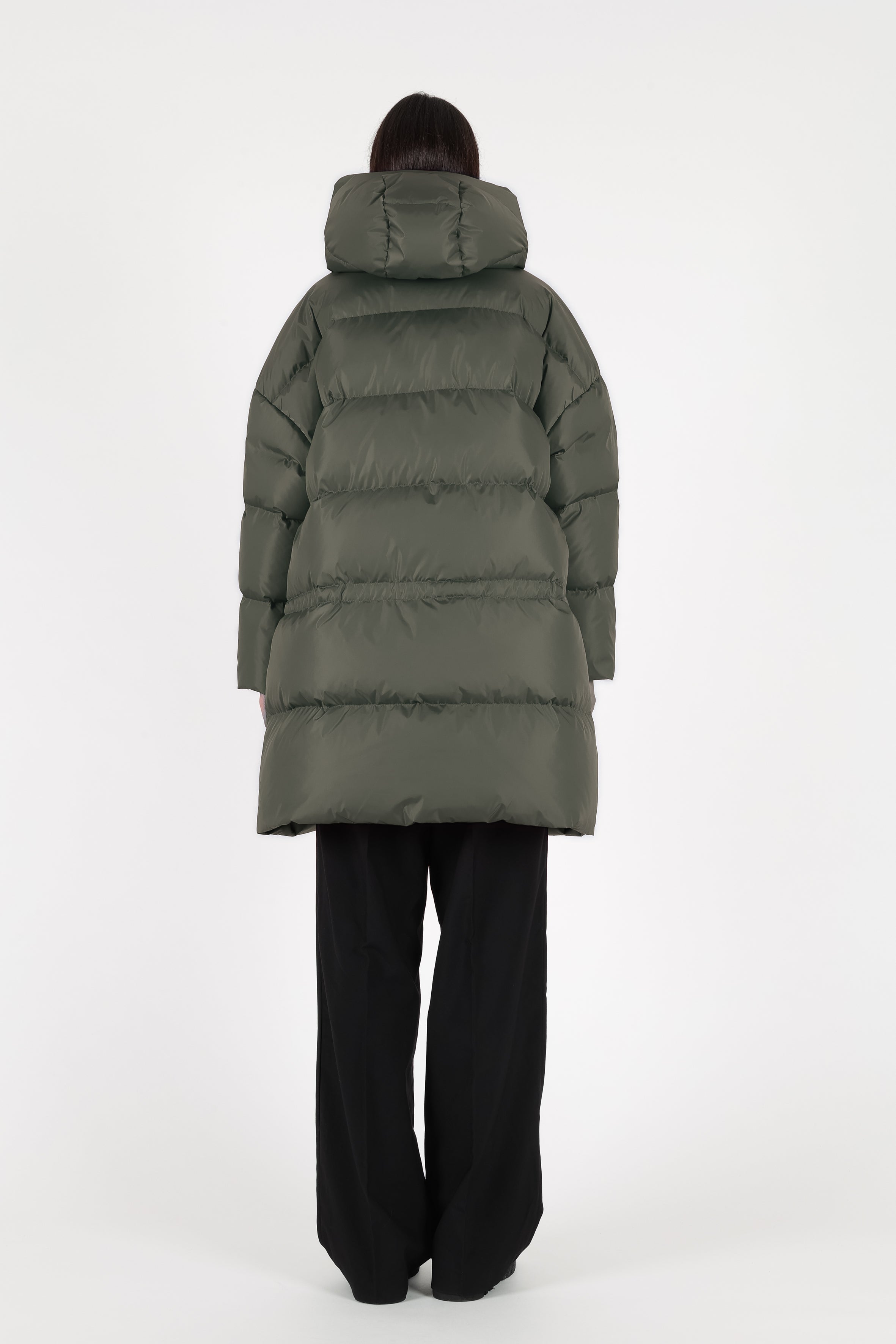 oversized Lempelius down parka in the color military green