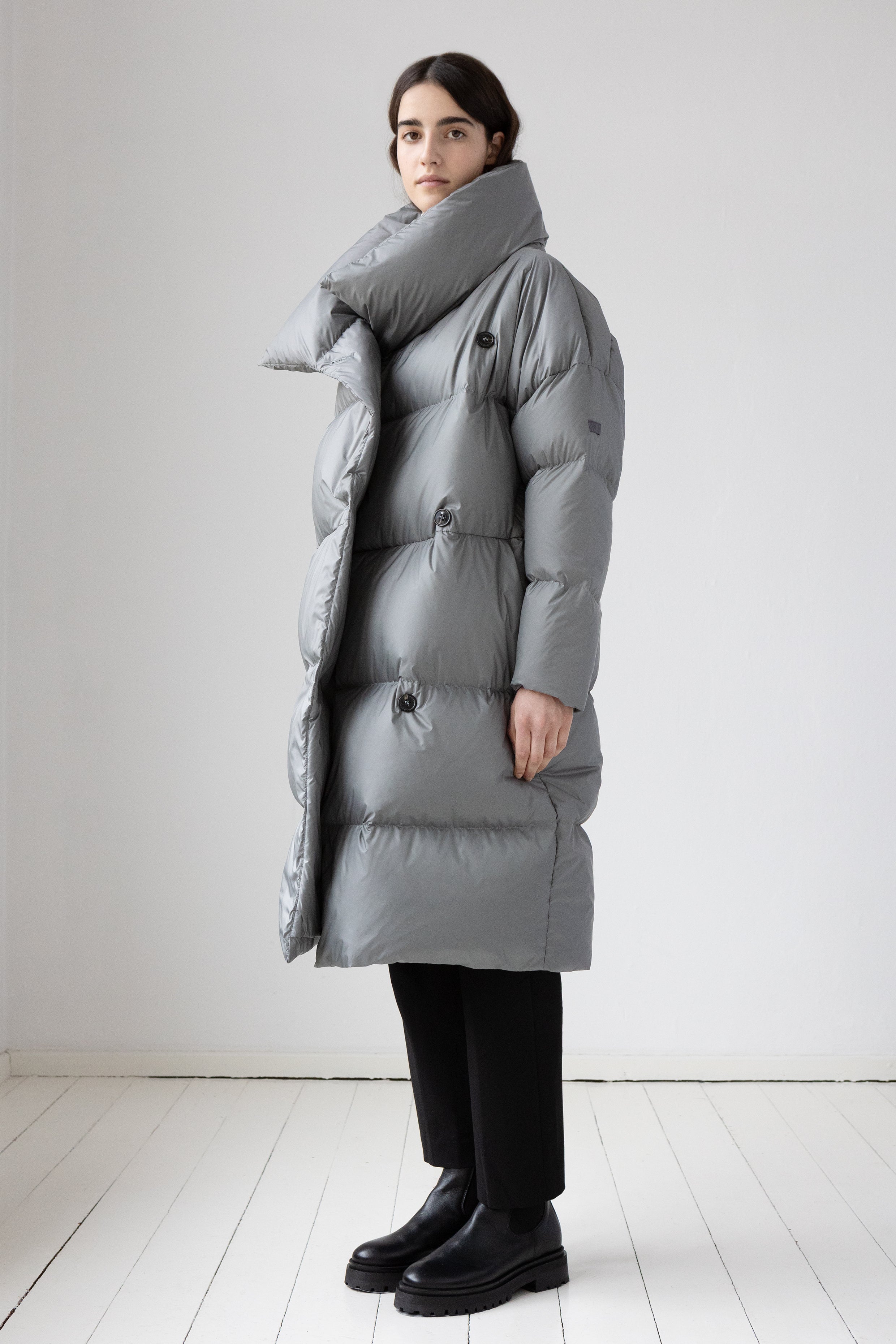 Lempelius wrap down coat with oversized collar
